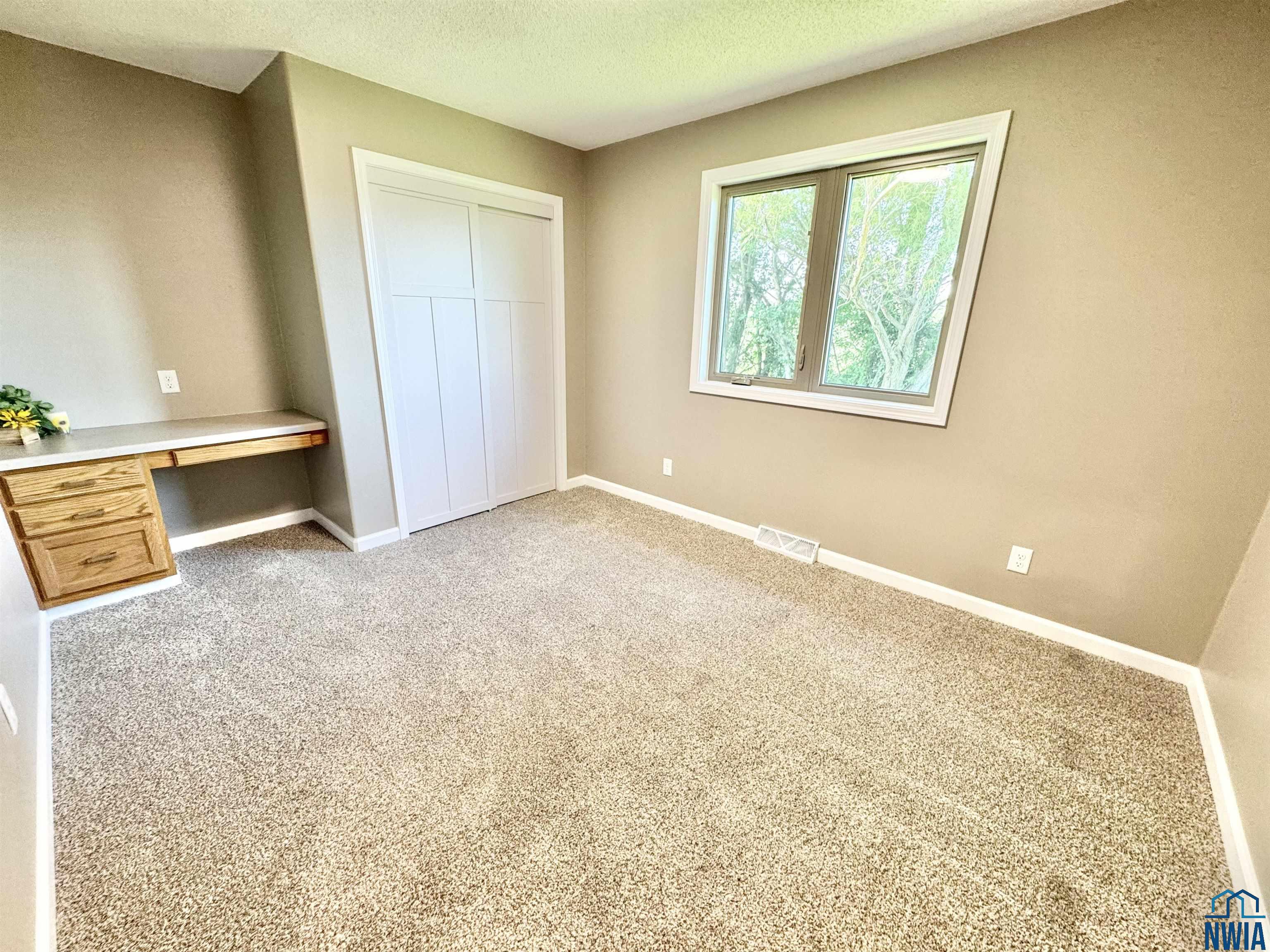 MLS #829933