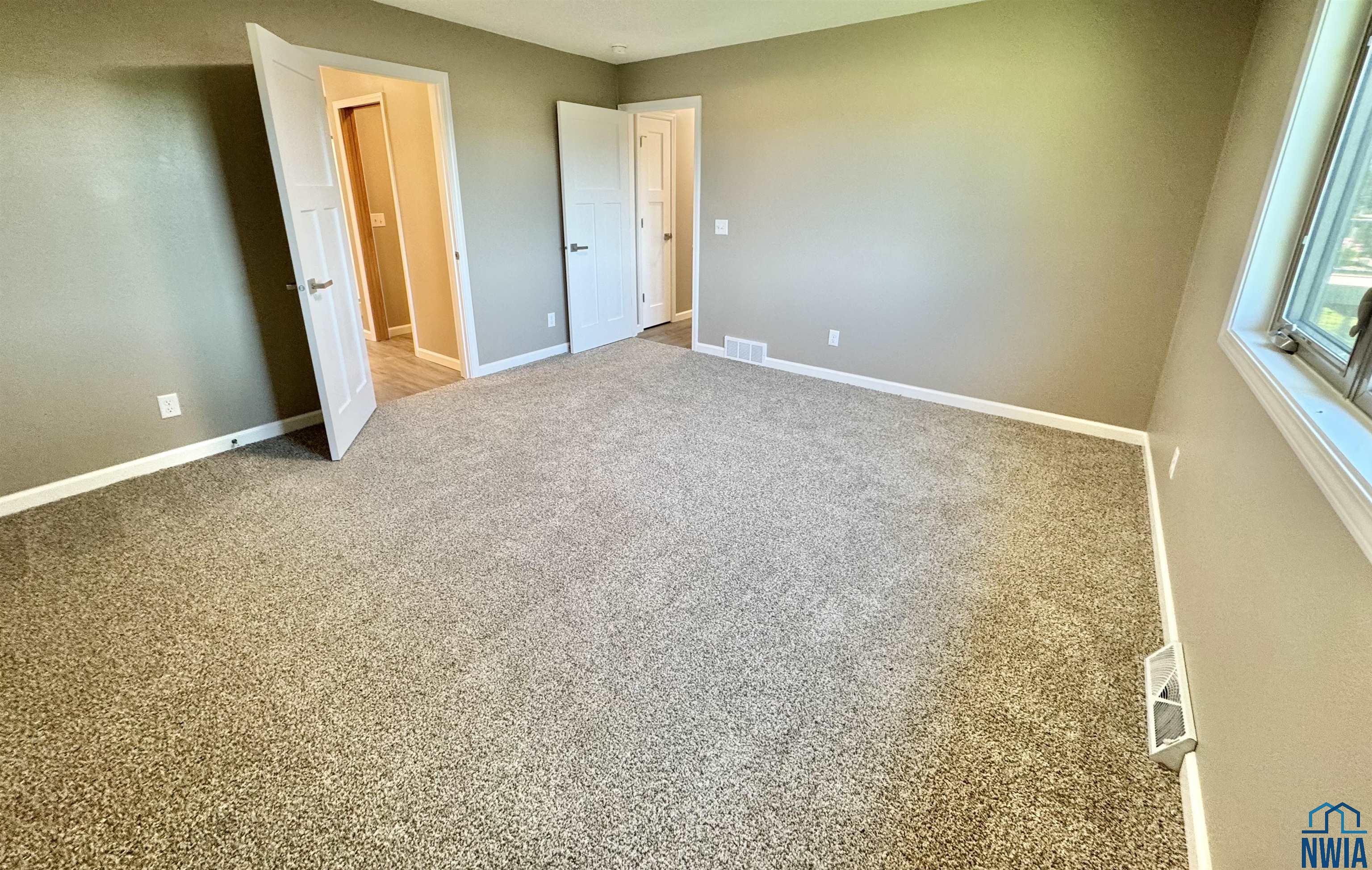 MLS #829933