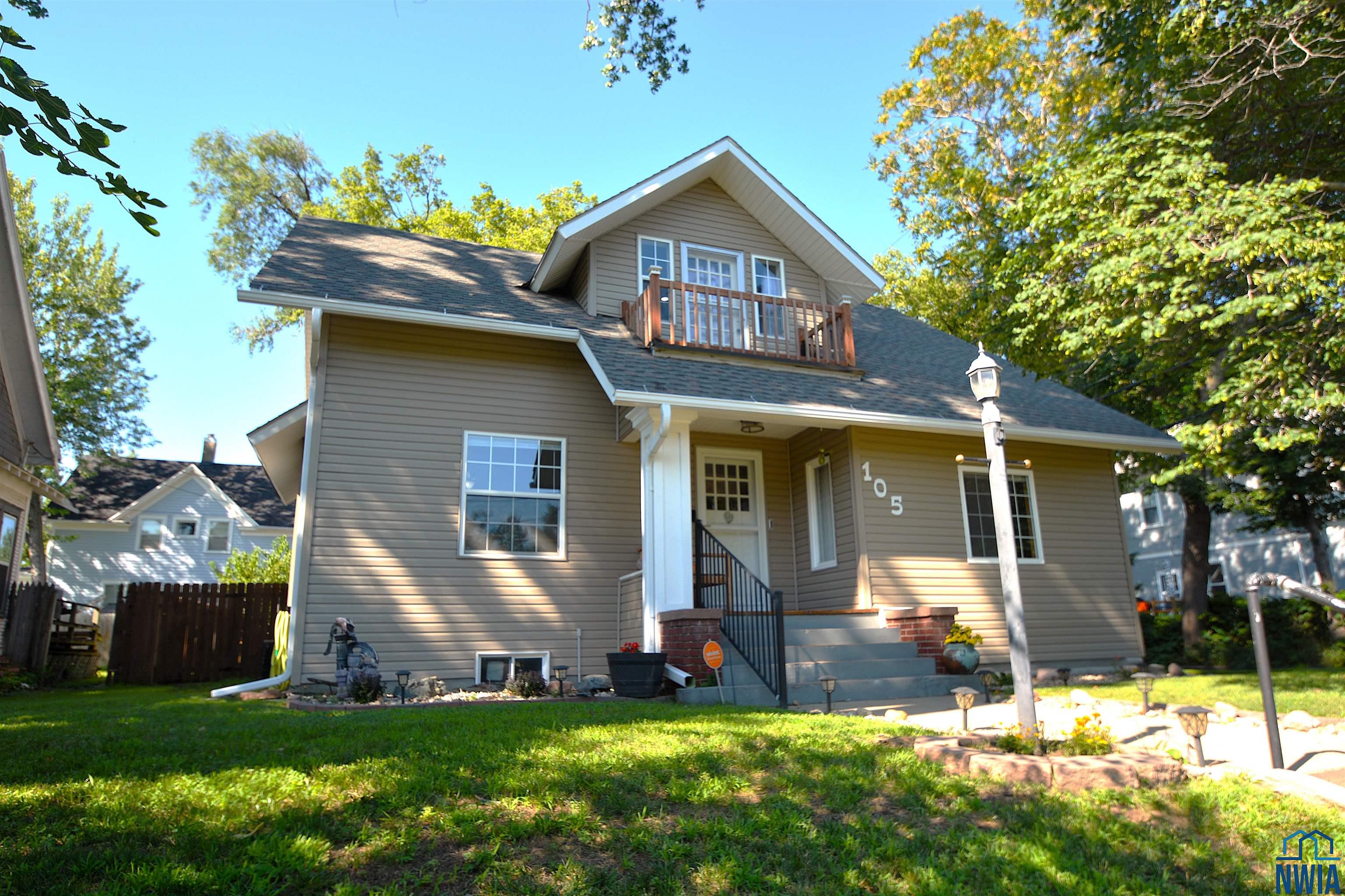 105 21st St, Sioux City, IA 51104 