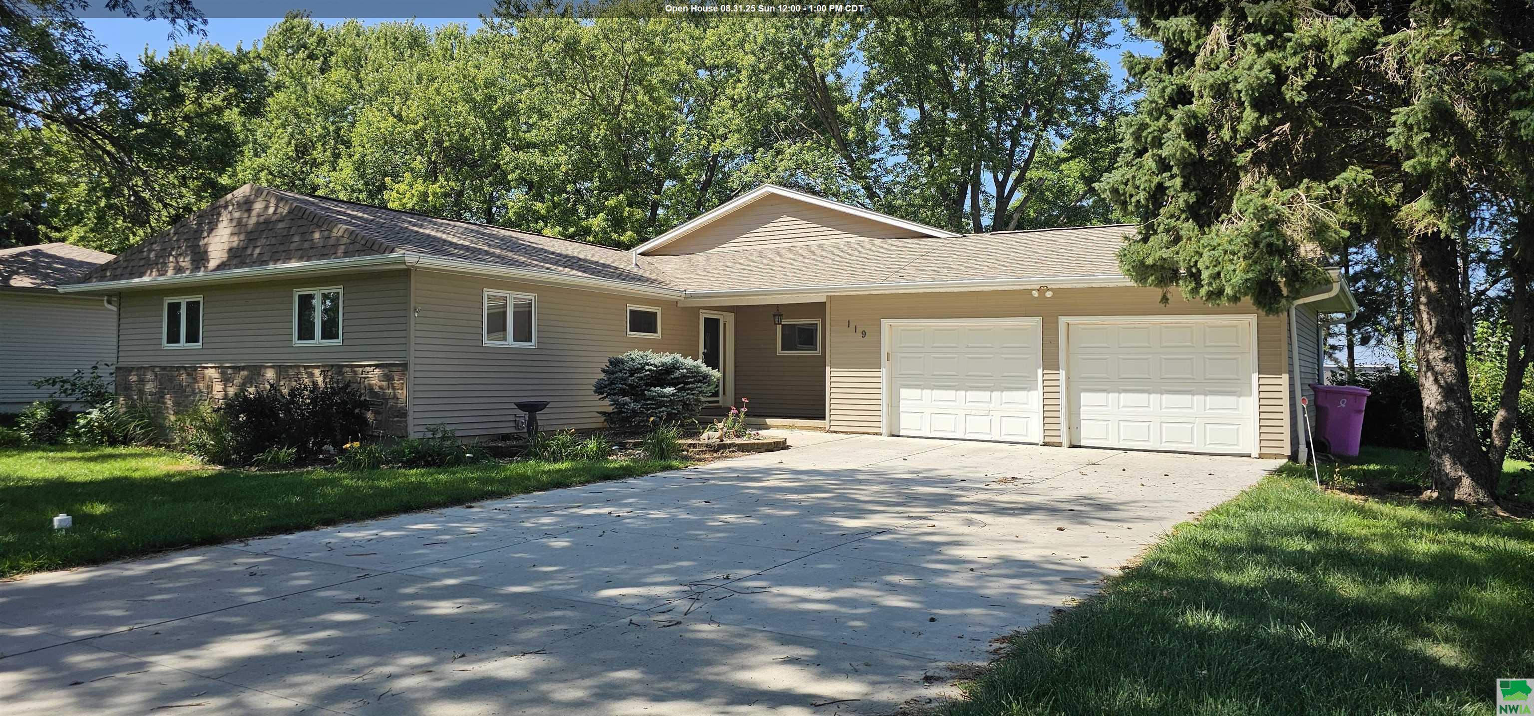 119 PIONEER VALLEY DR, Sergeant Bluff, IA 51054 