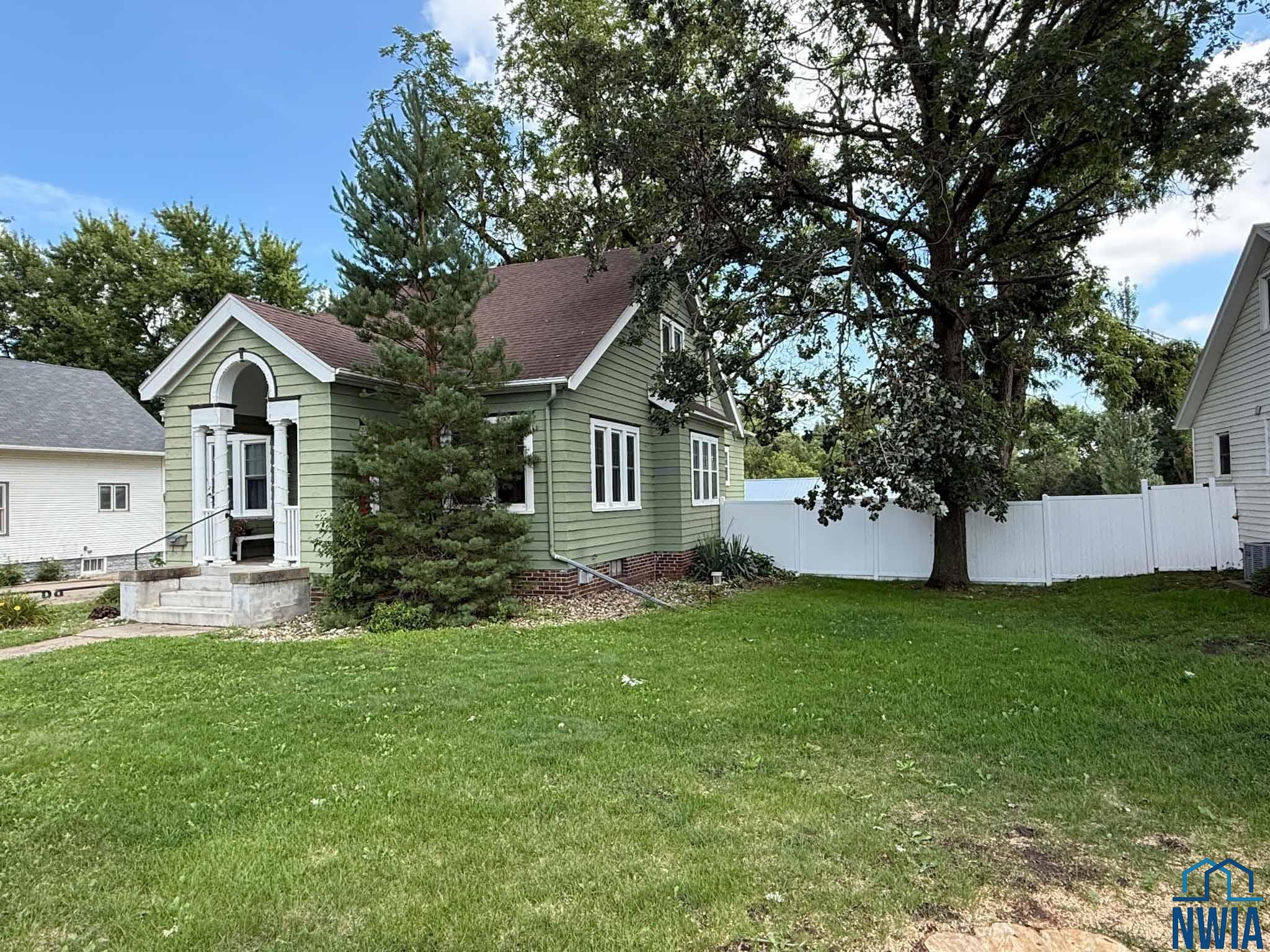 MLS #830000