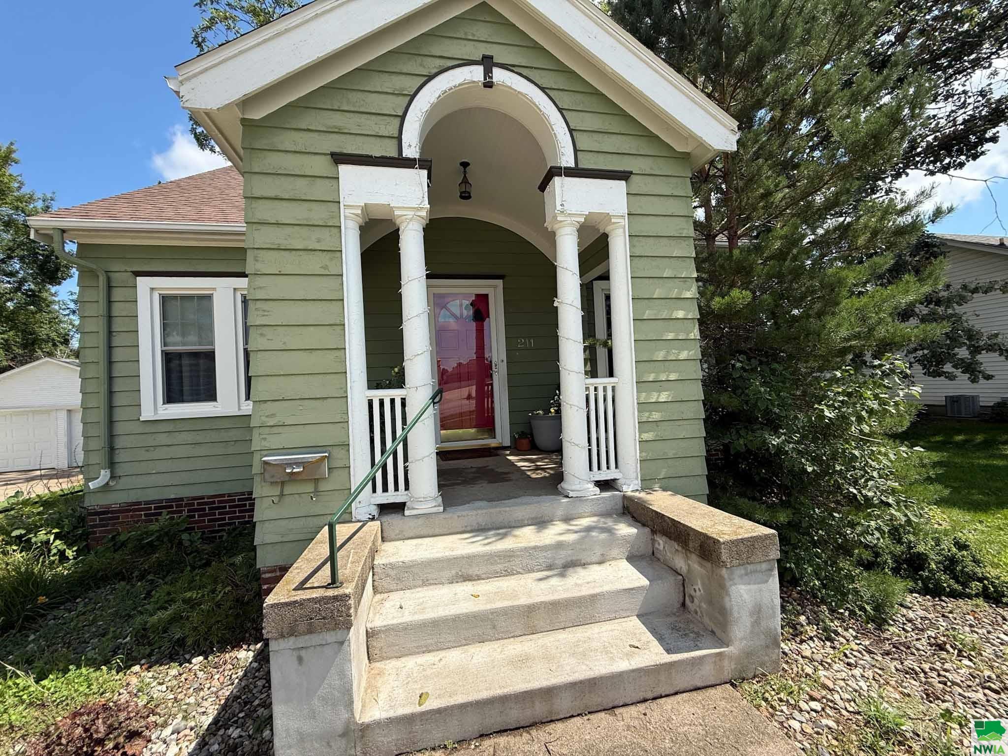 MLS #830000