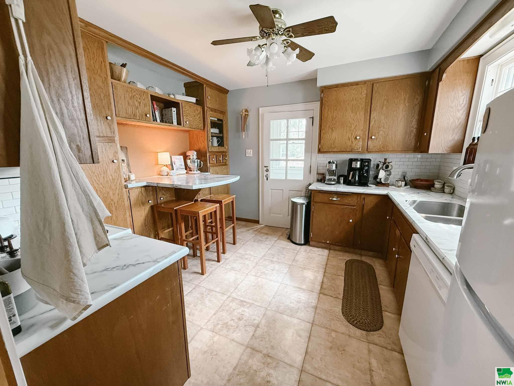 MLS #830000