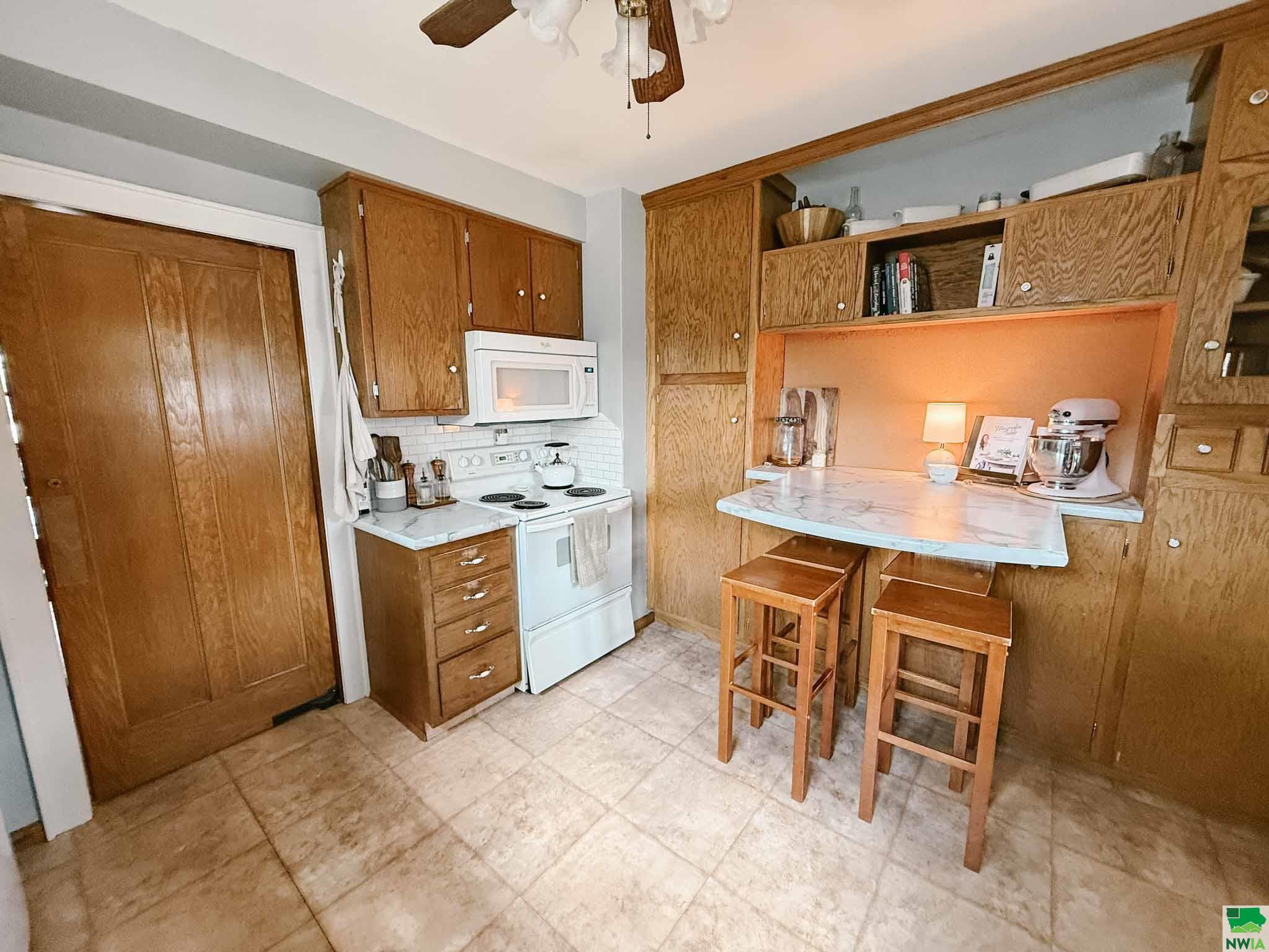 MLS #830000