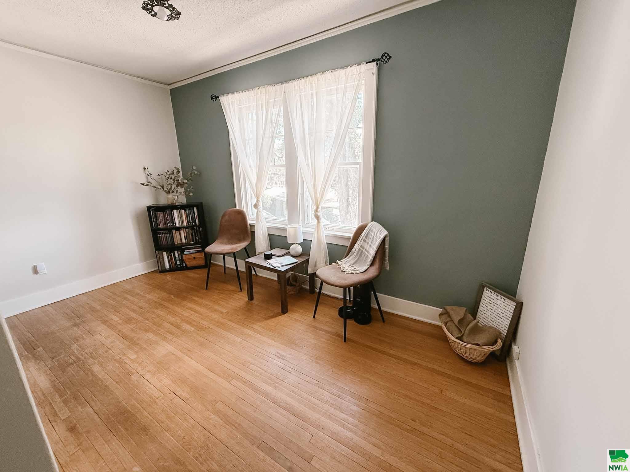 MLS #830000