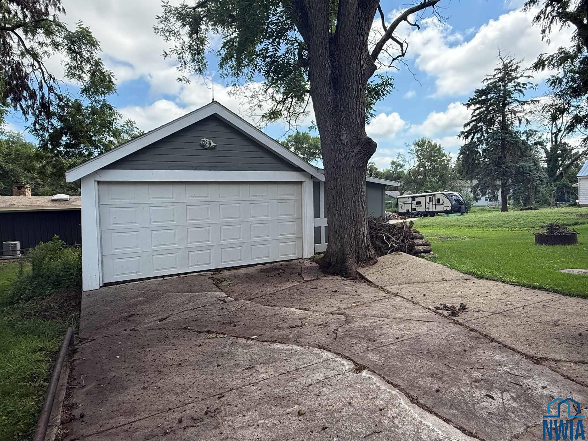 MLS #830000