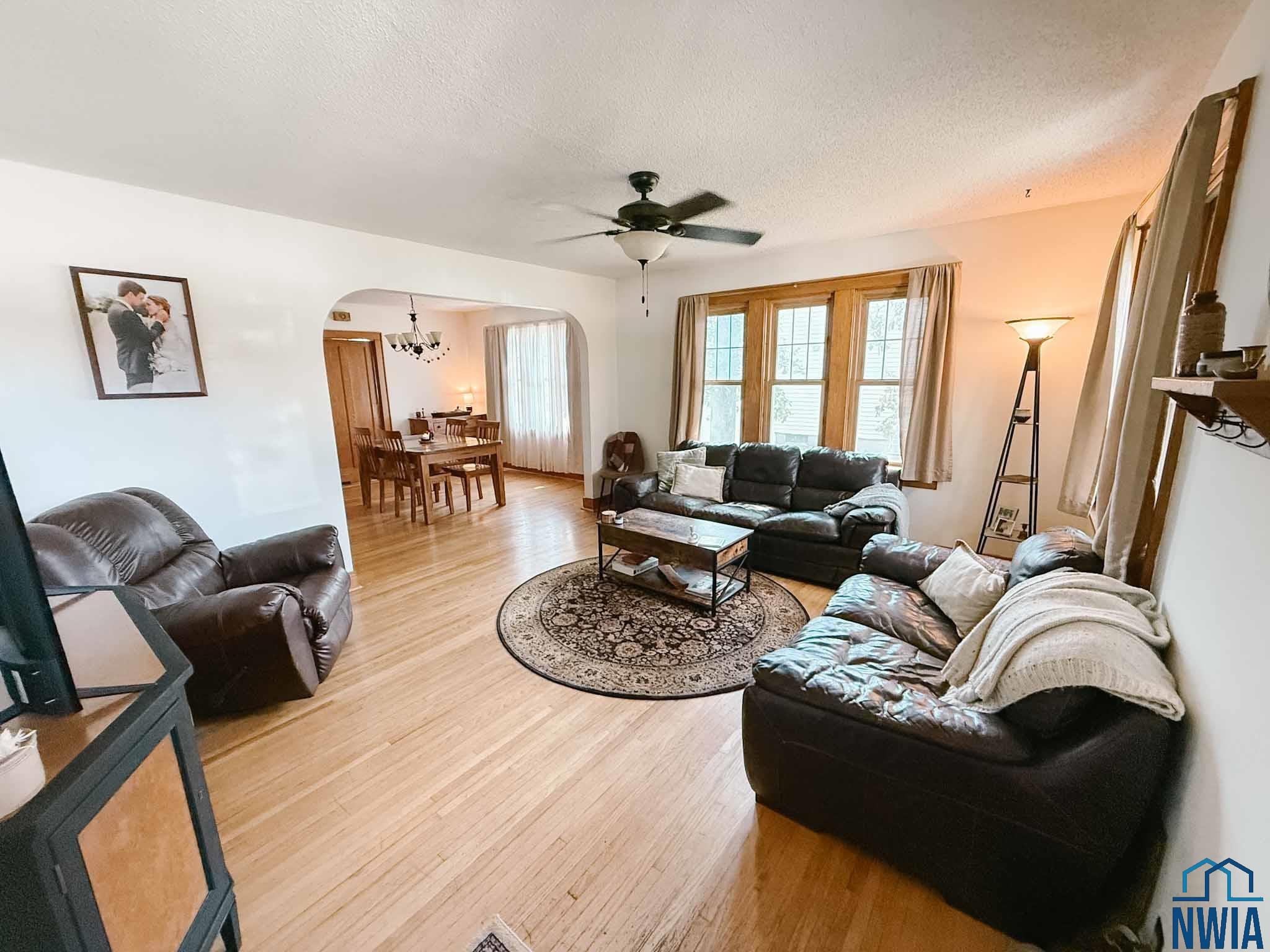 MLS #830000