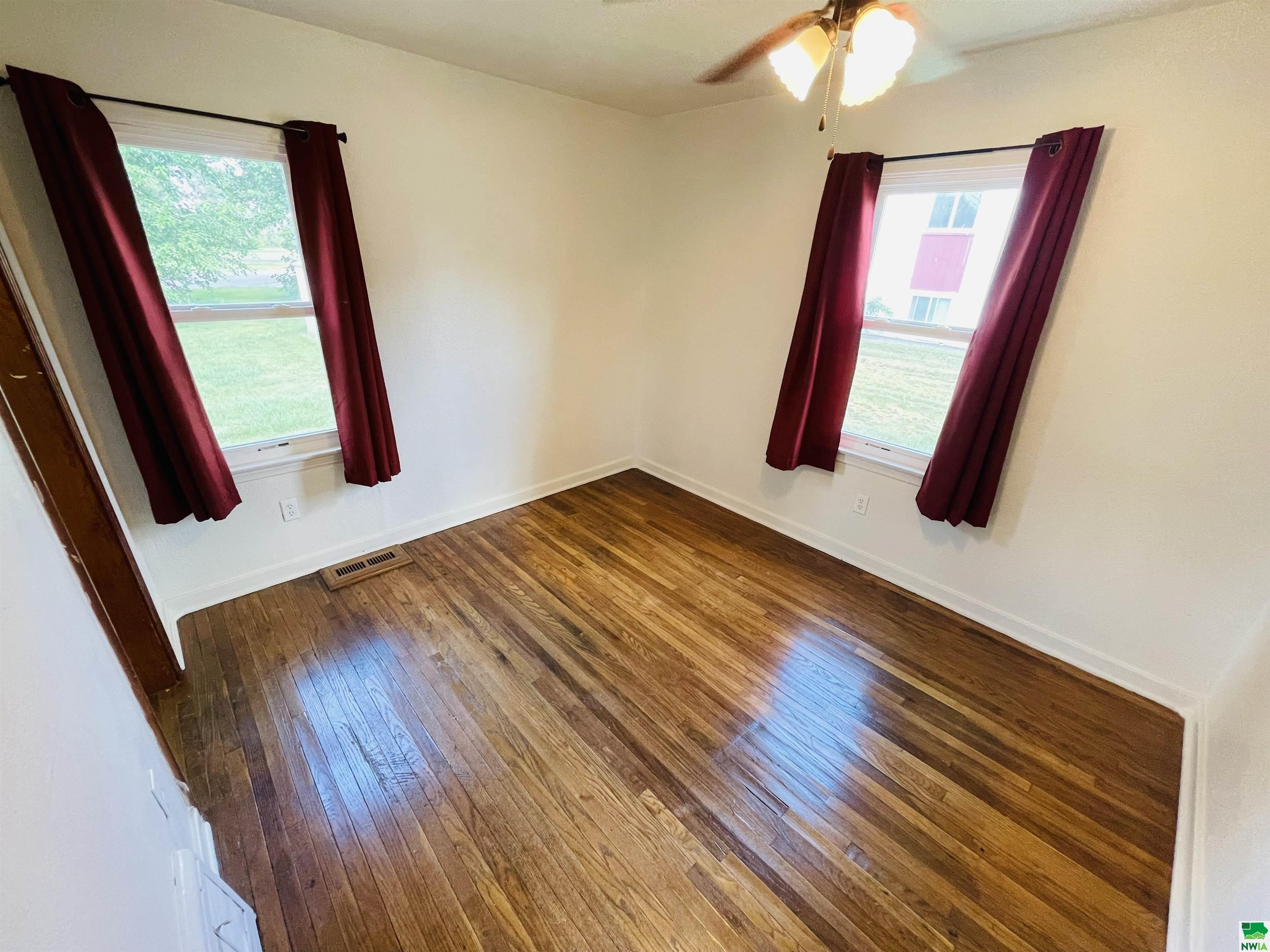 MLS #830002