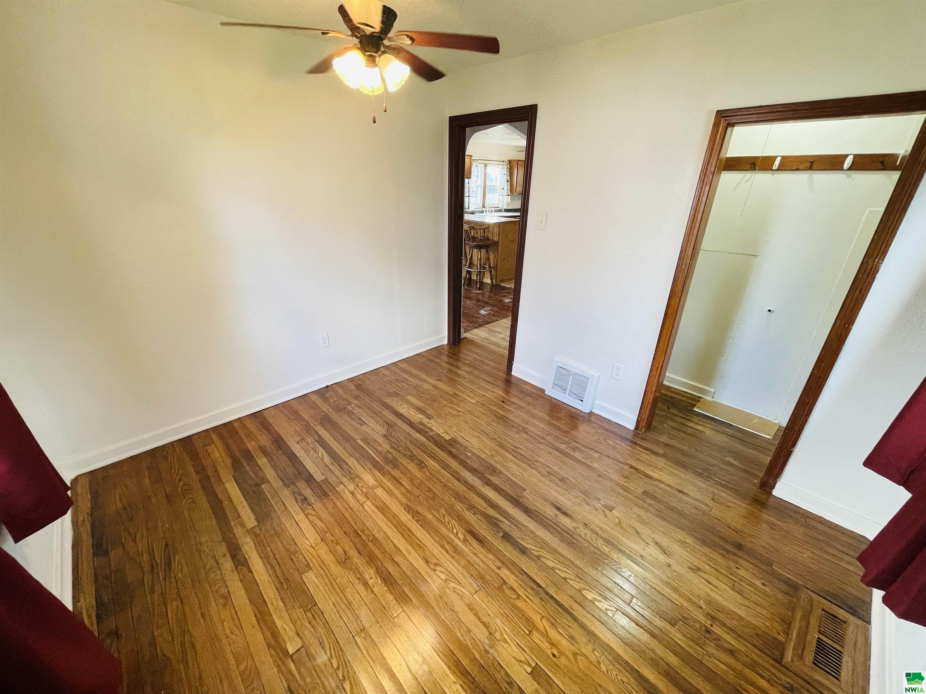 MLS #830002
