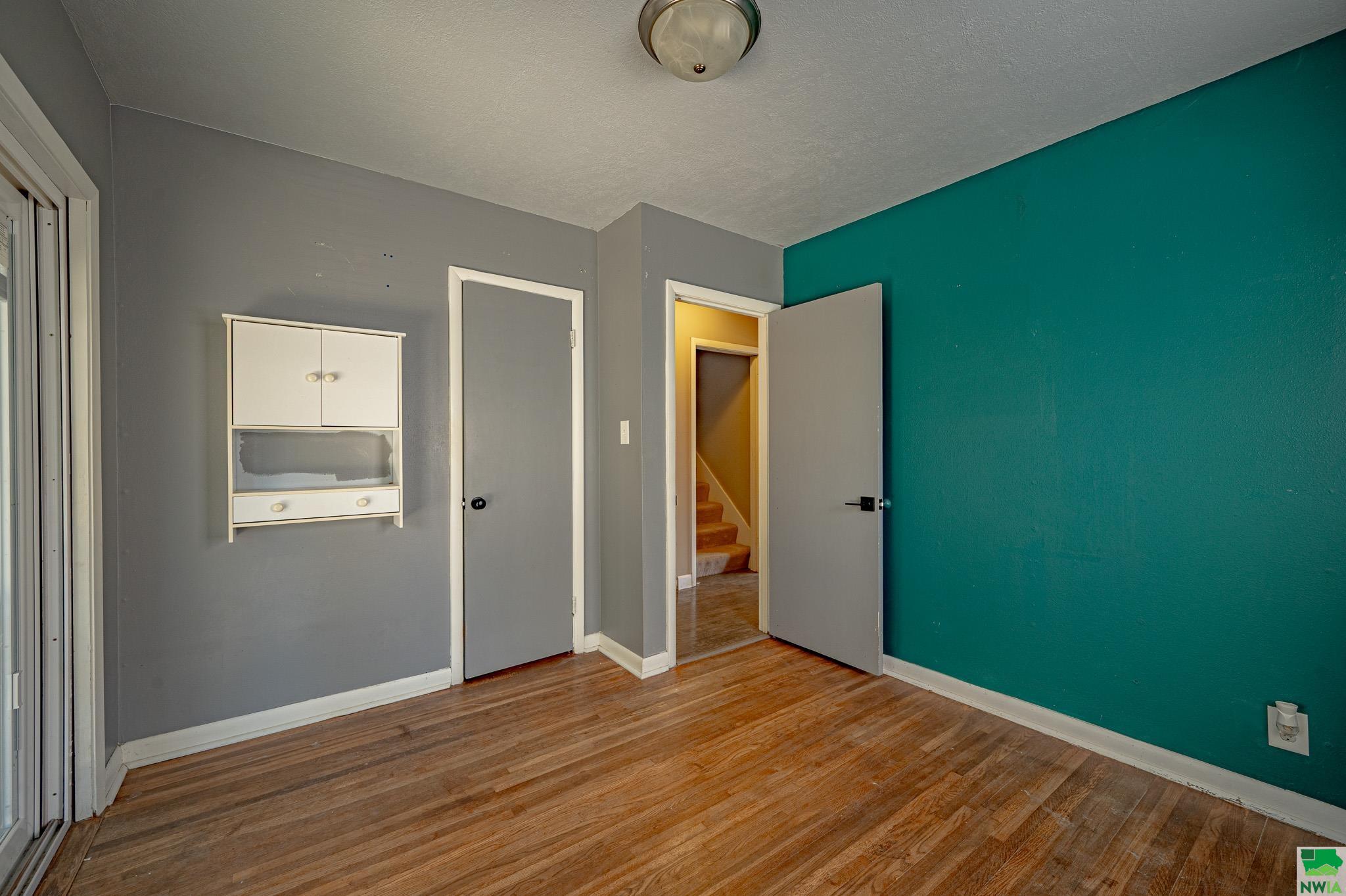 MLS #830005