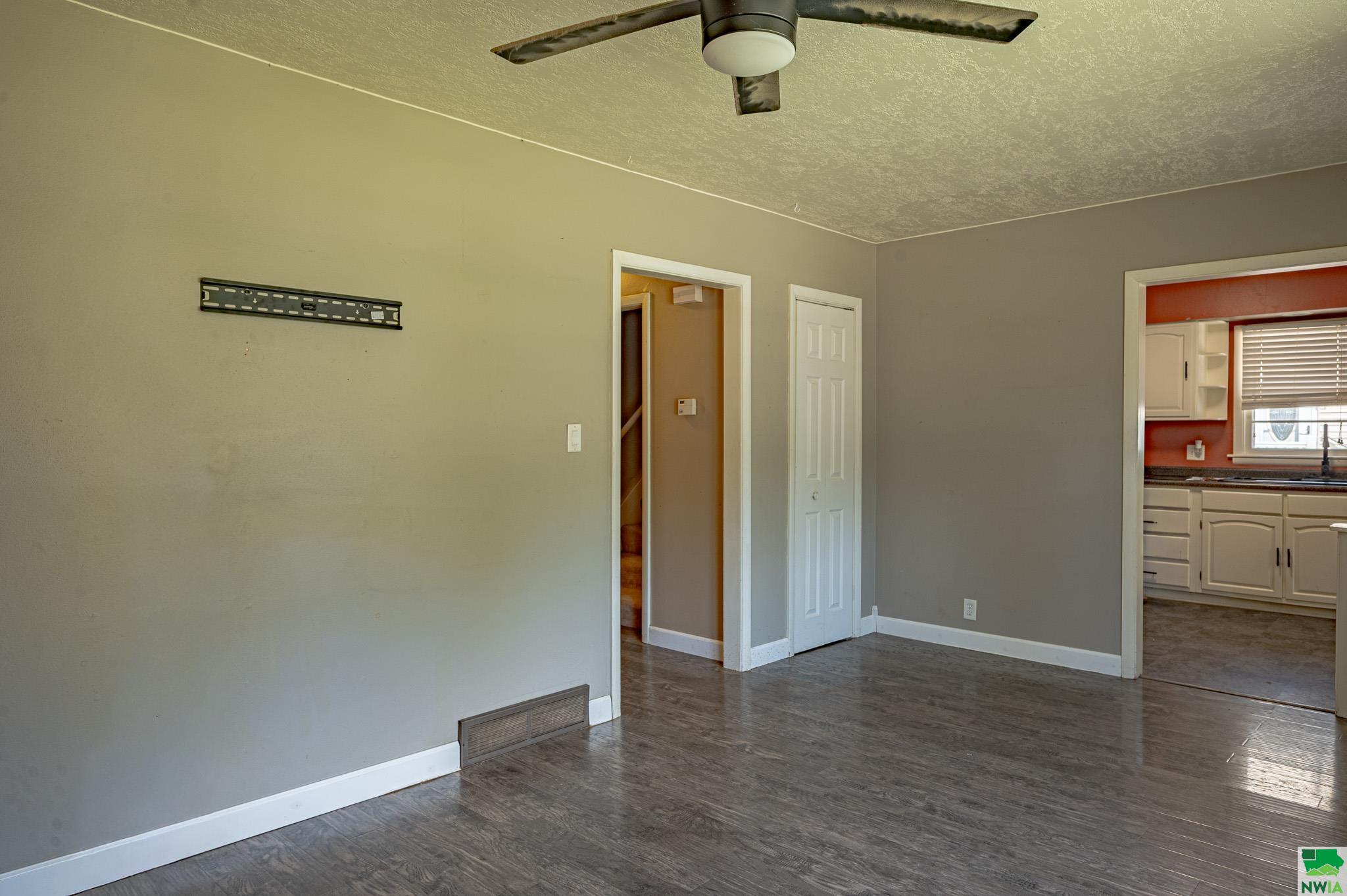 MLS #830005