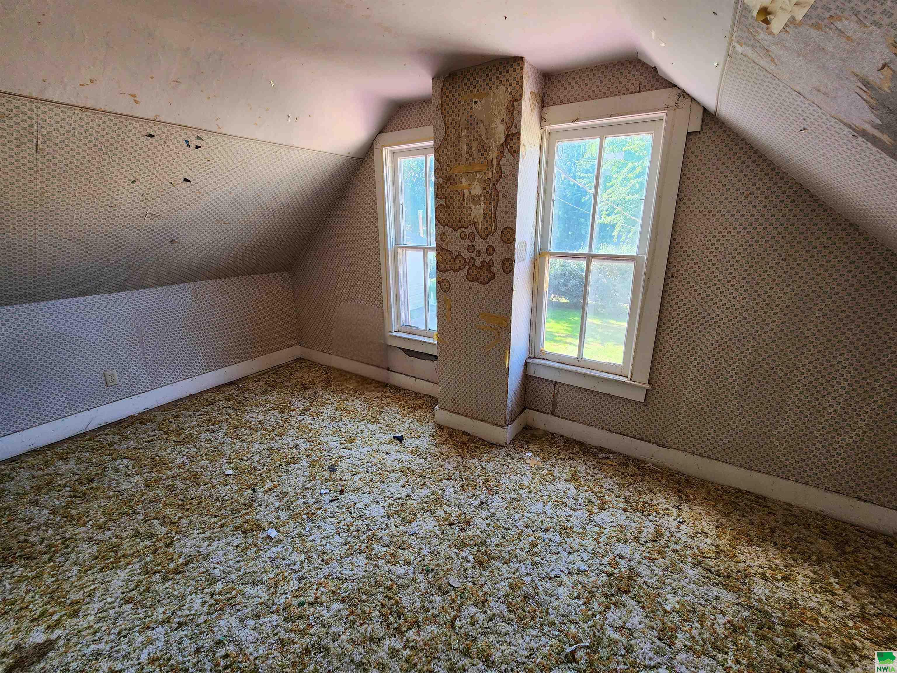 MLS #830009