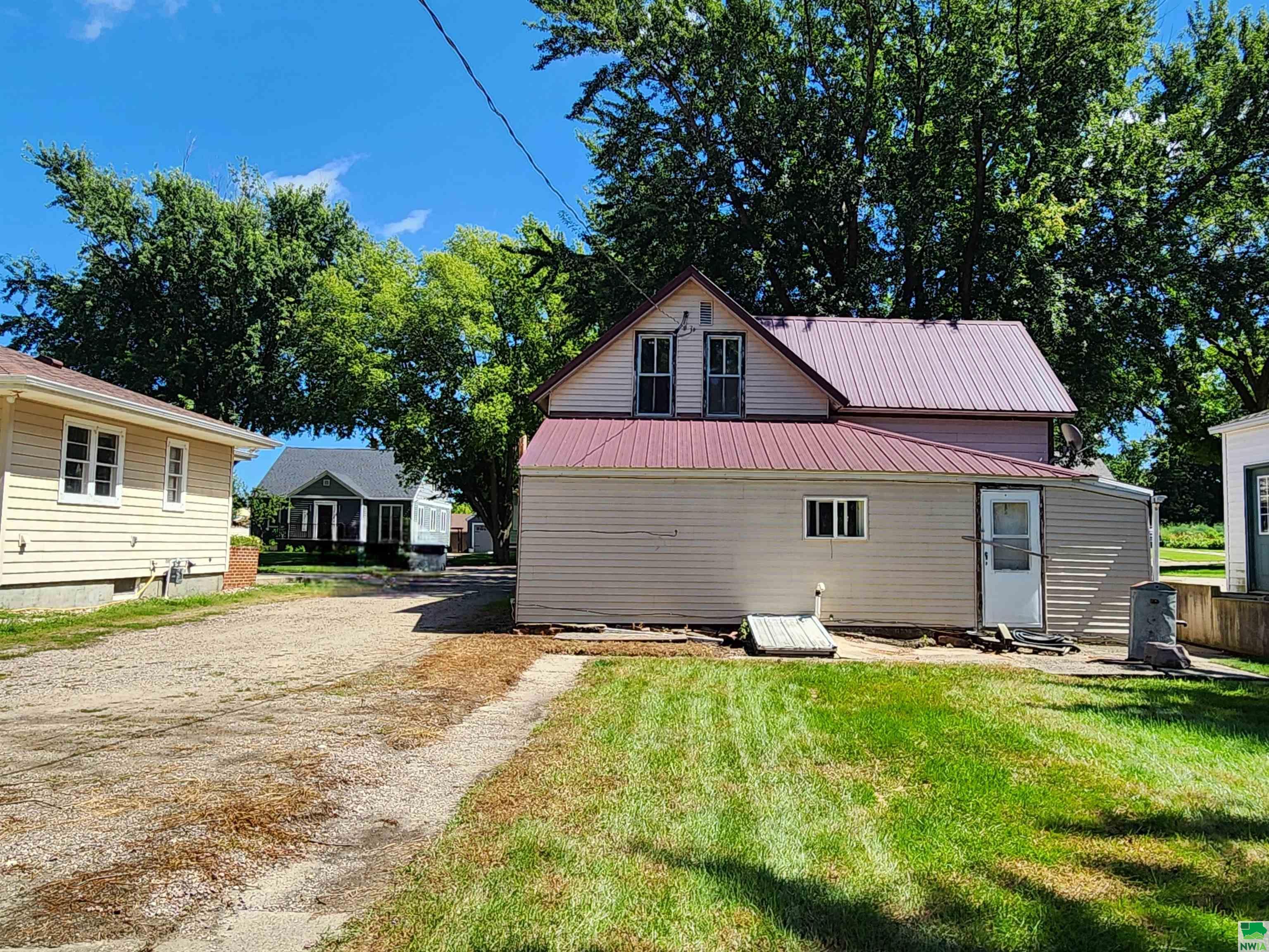 MLS #830009