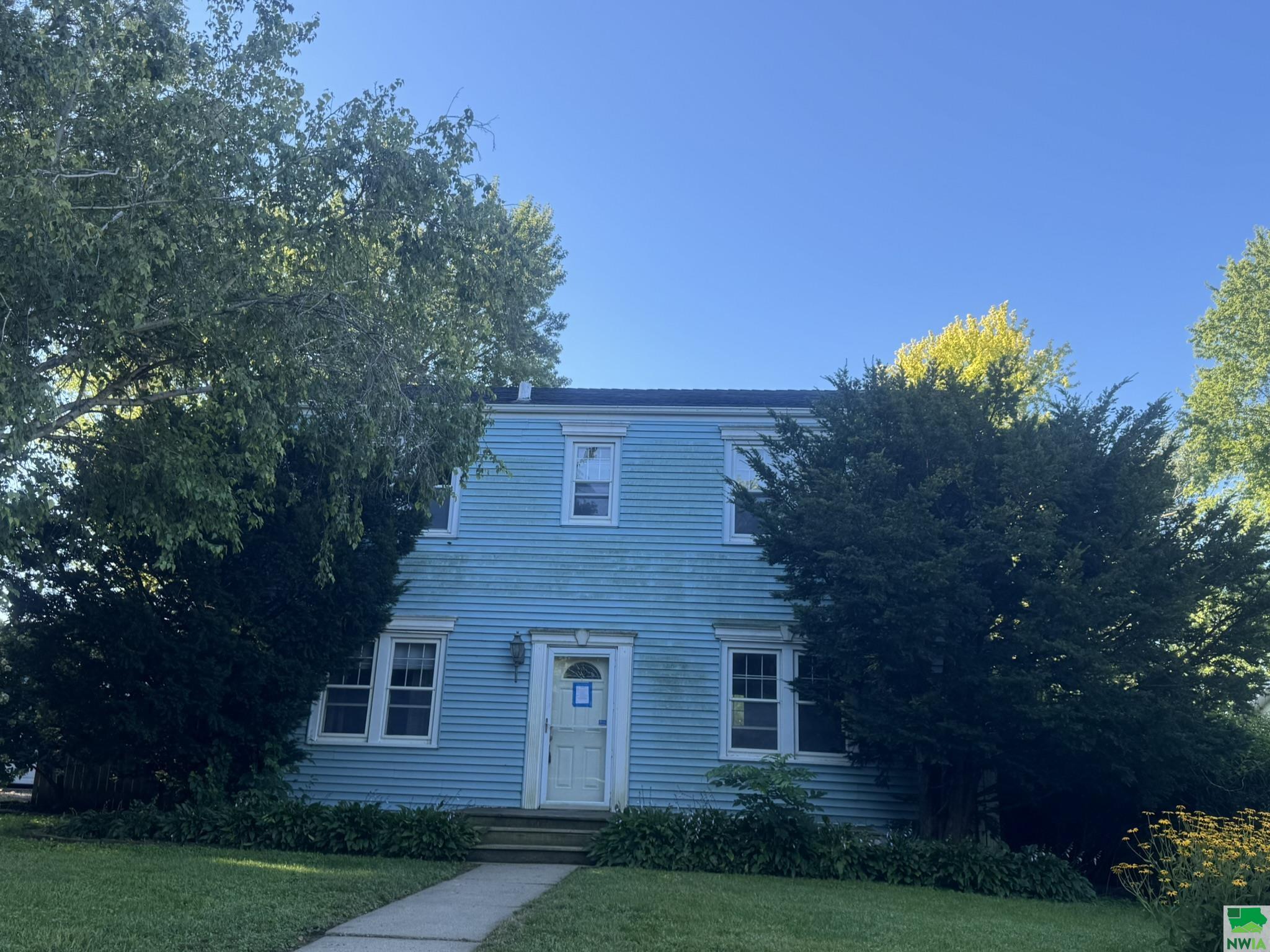 310 35th, Sioux City, IA 51104 