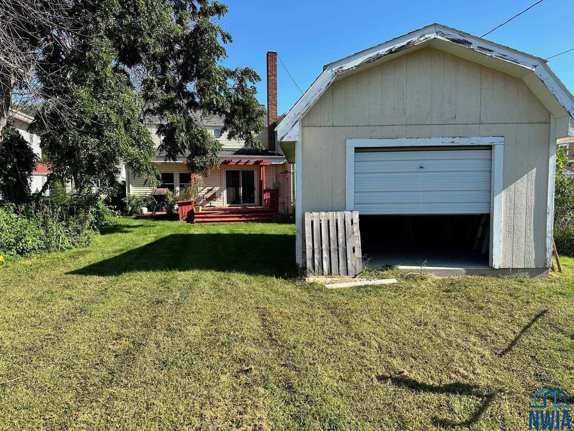 MLS #830027