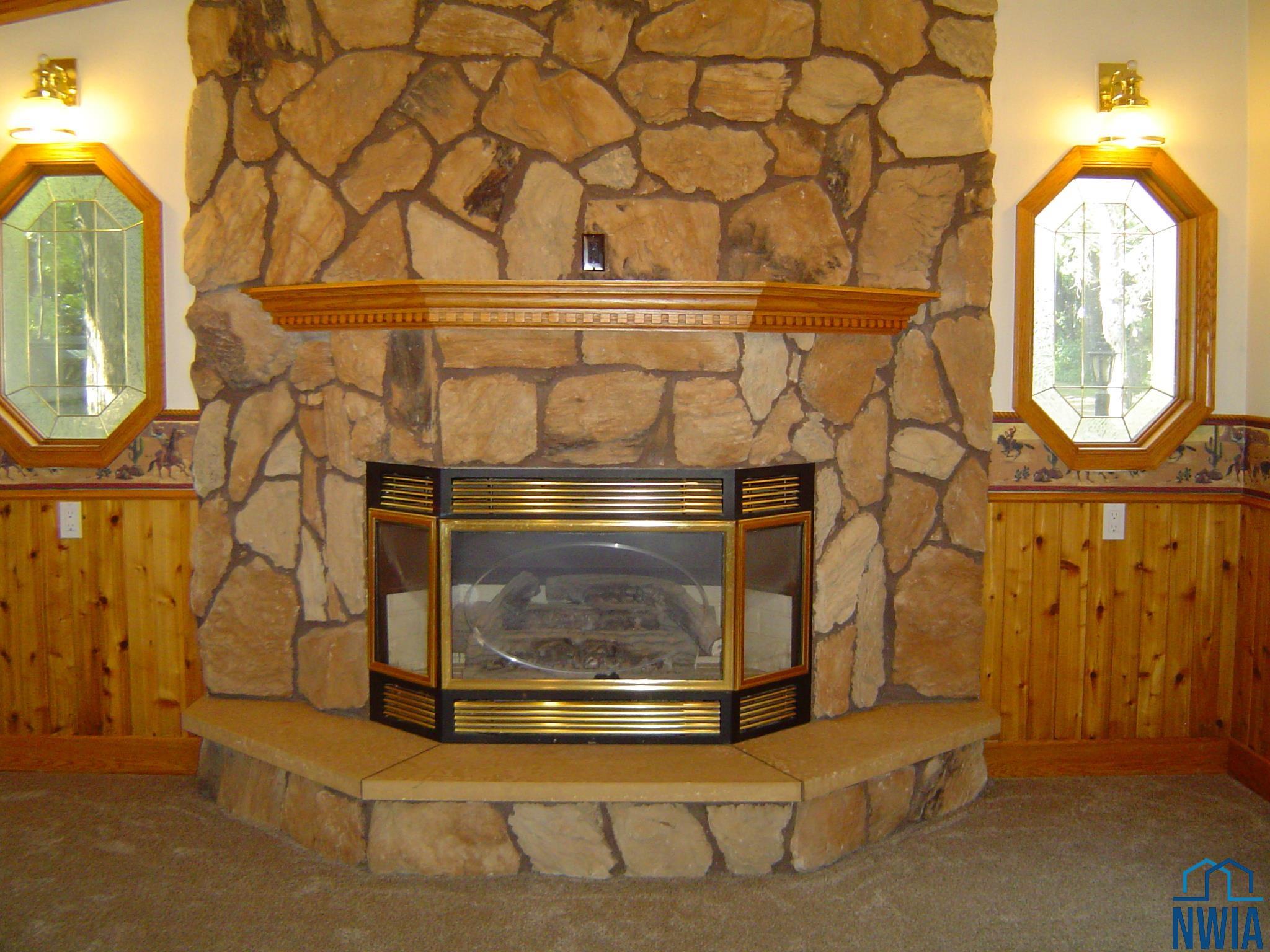MLS #830028