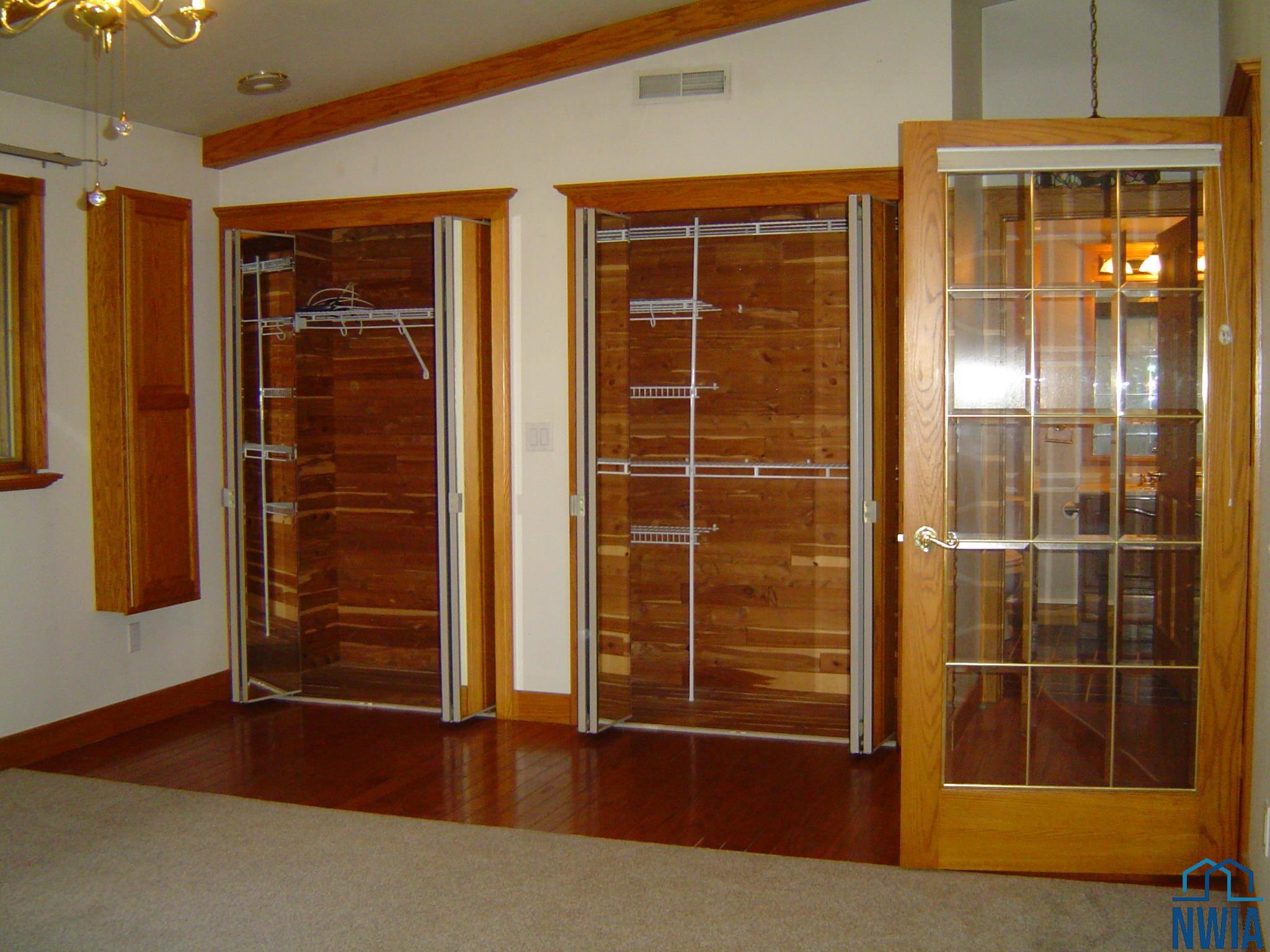 MLS #830028