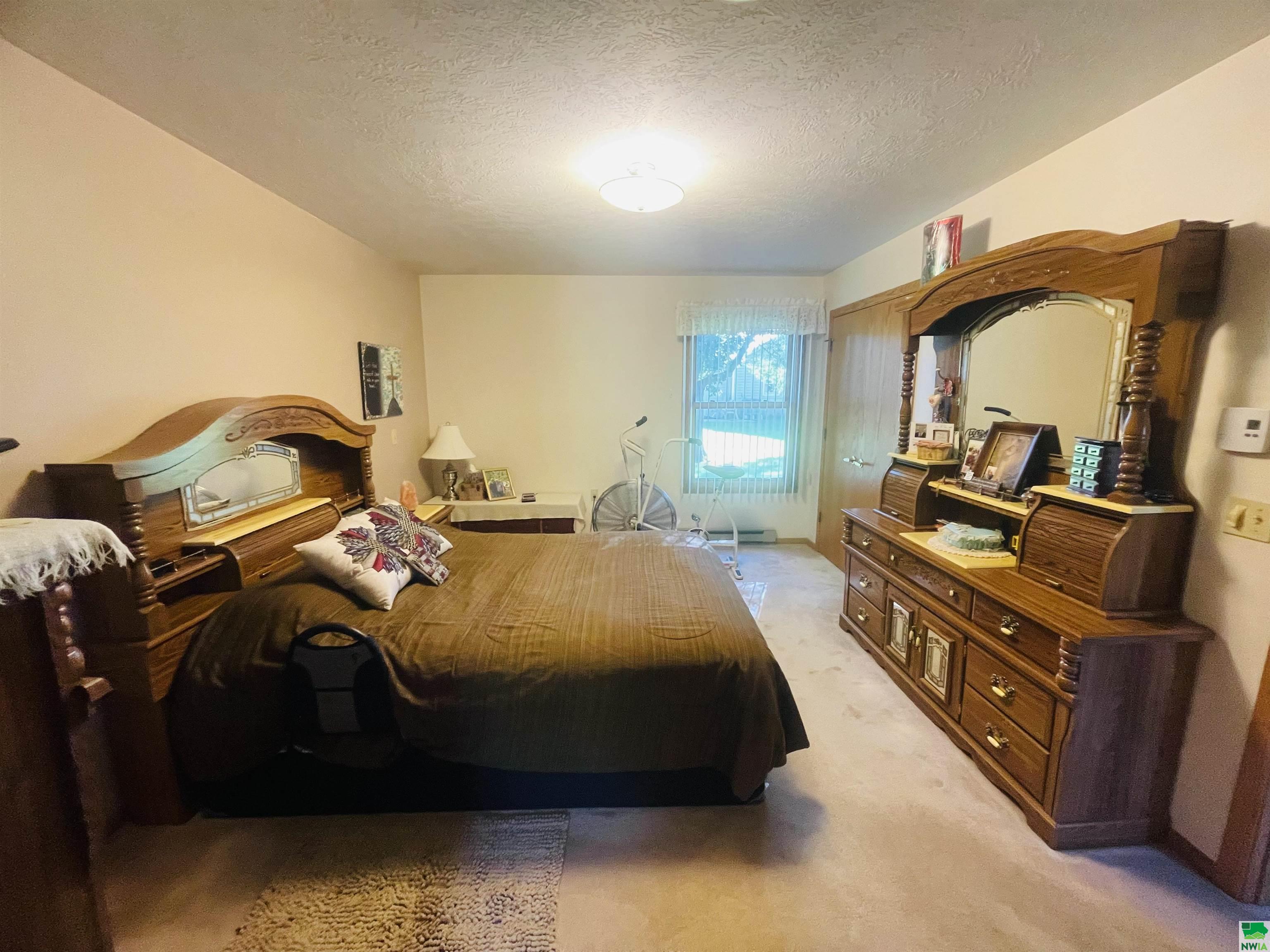 MLS #830032