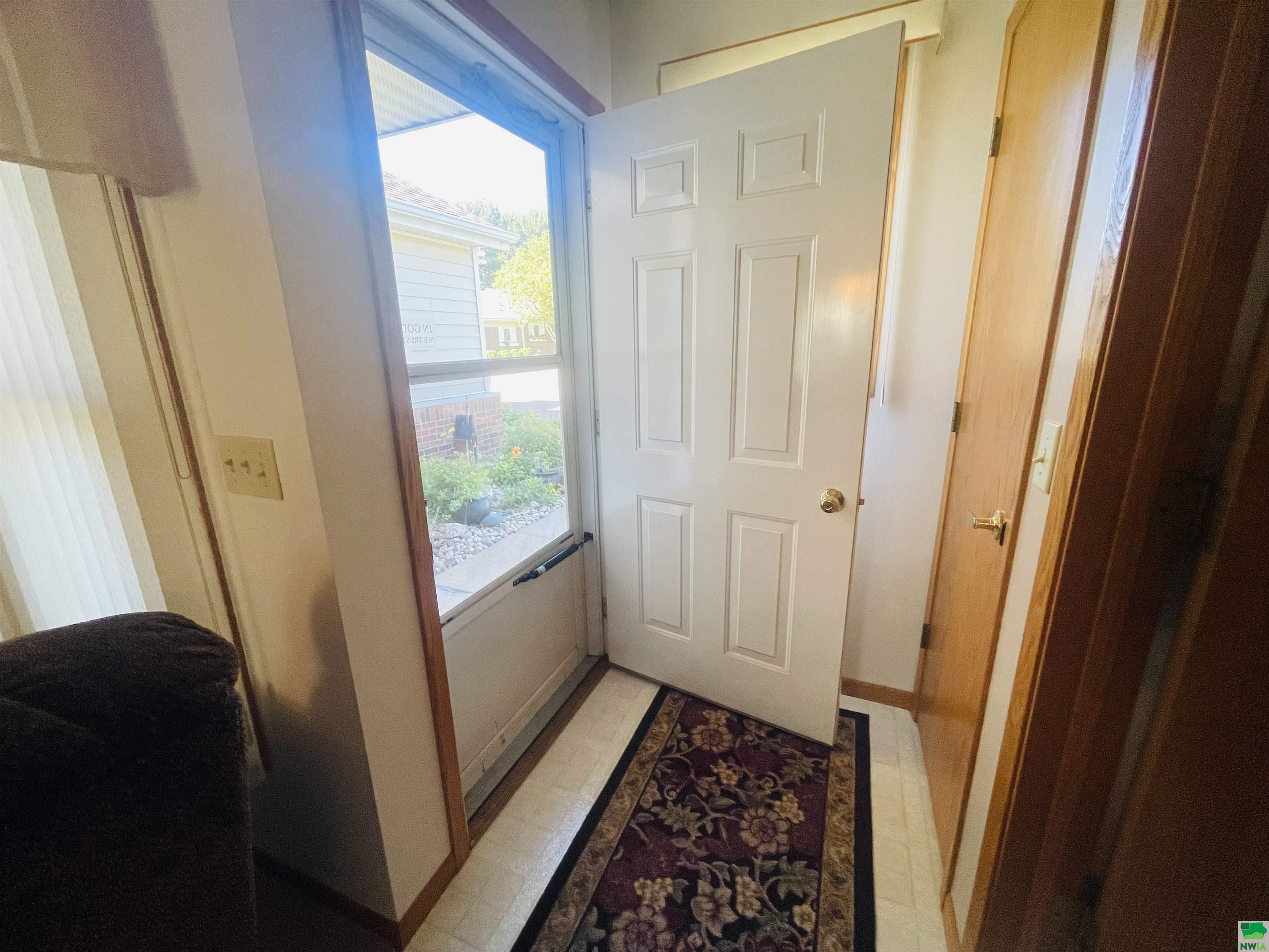 MLS #830032