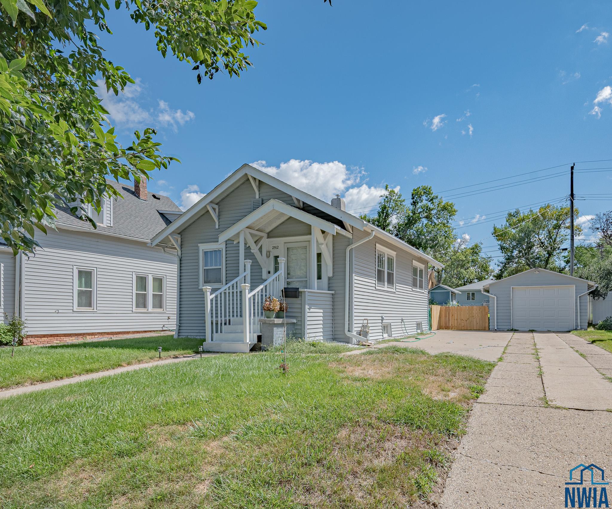 MLS #830036