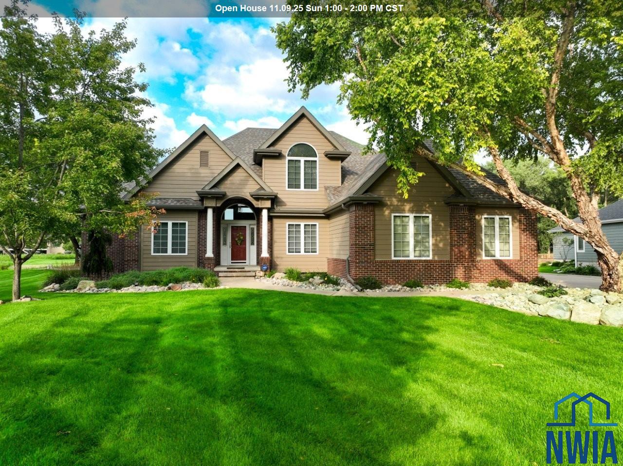 822 Saint Andrews Cir E, Dakota Dunes, SD 57049 