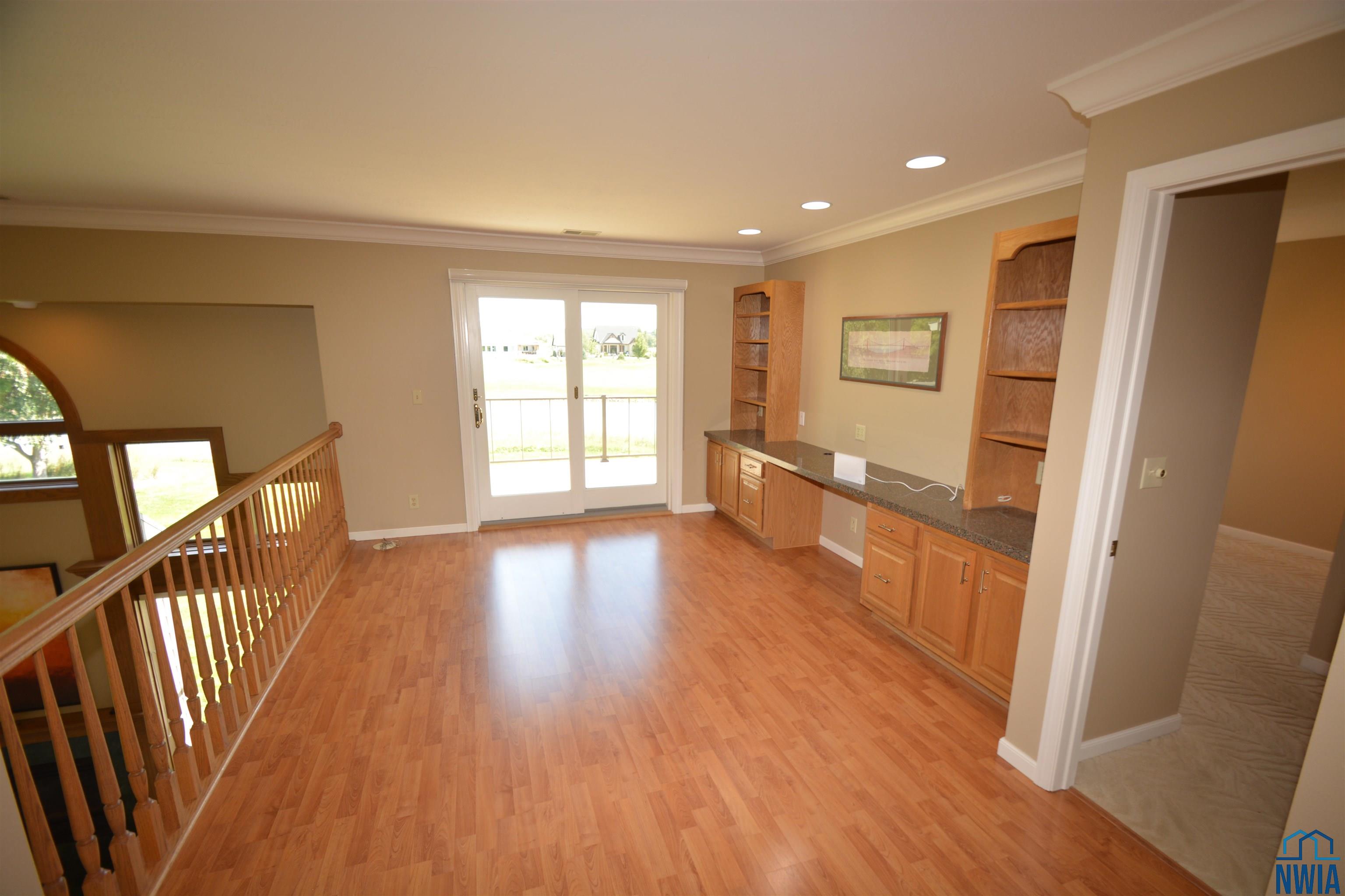 MLS #830037