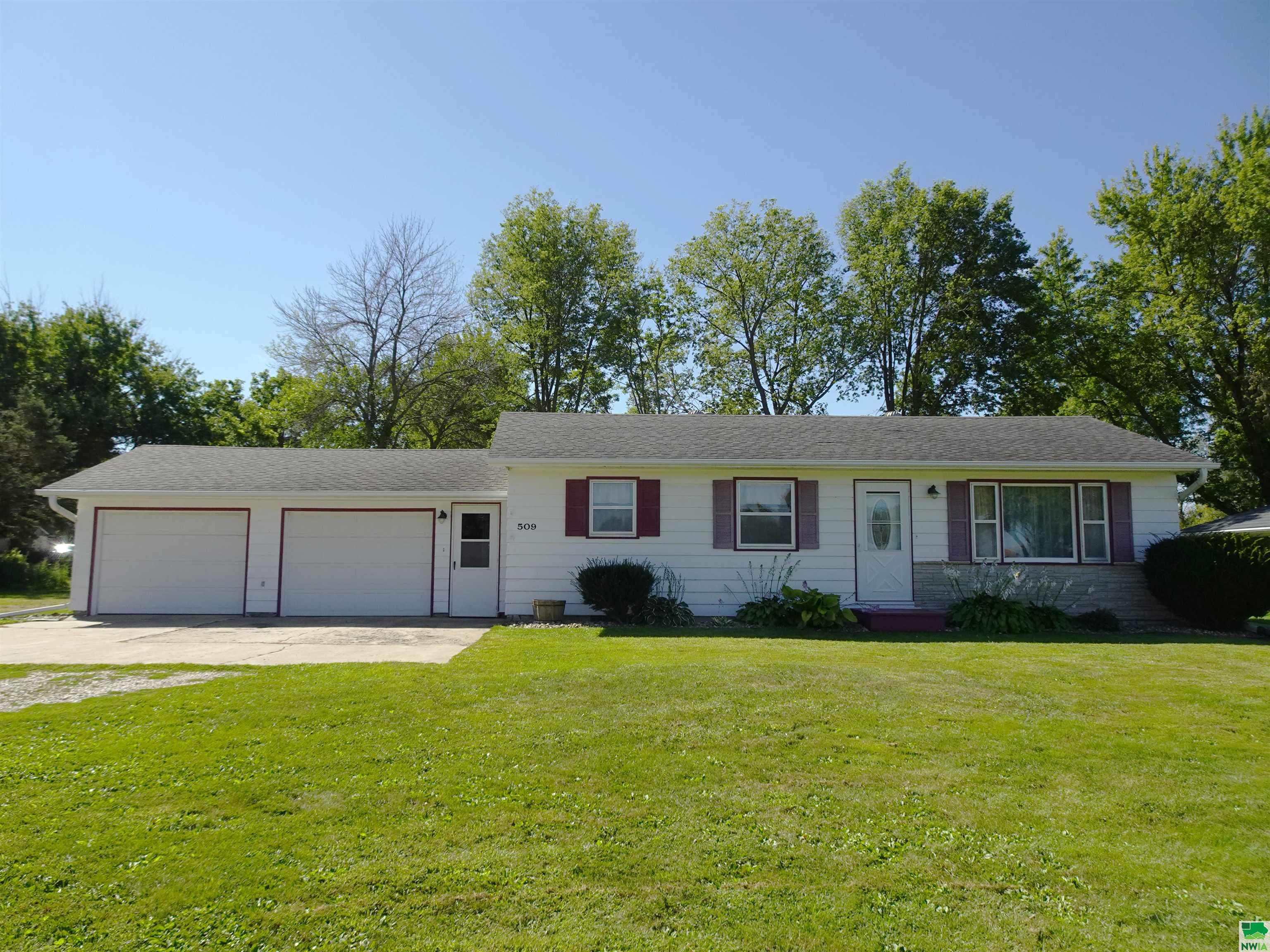 509 7th Street W, Sanborn, IA 51248 