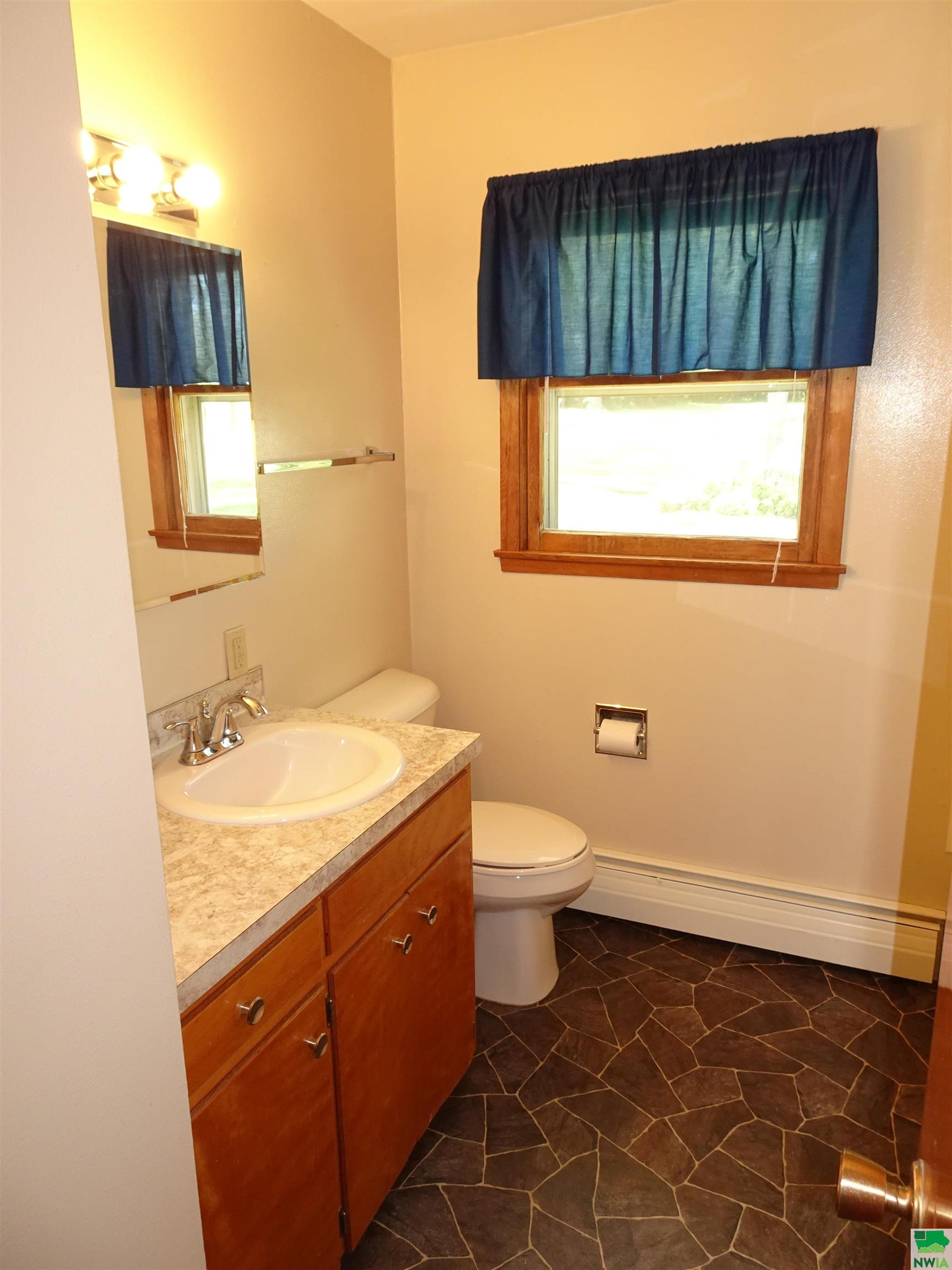 MLS #830041
