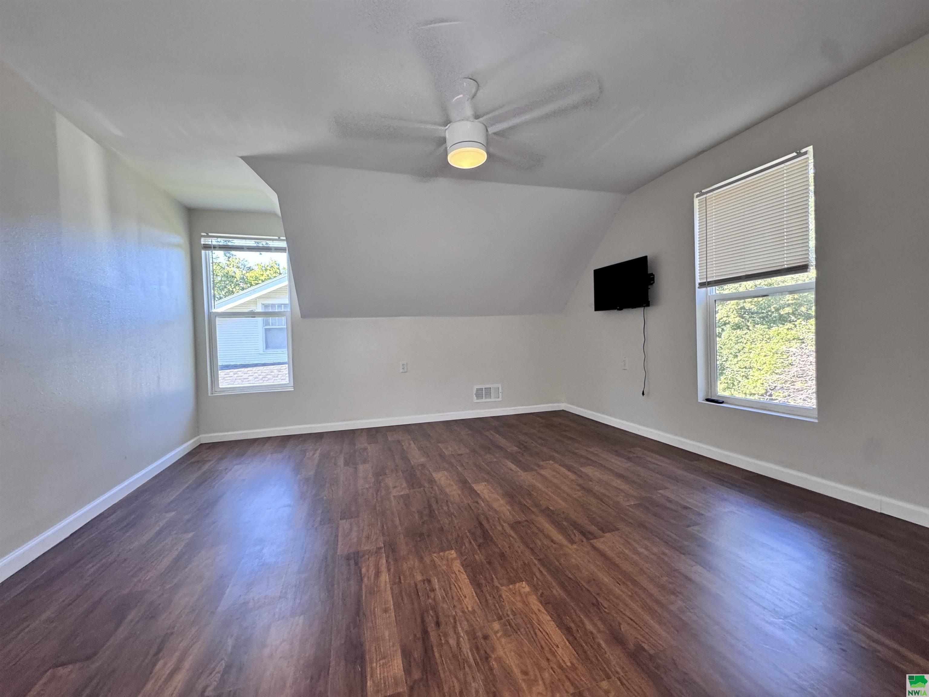 MLS #830042