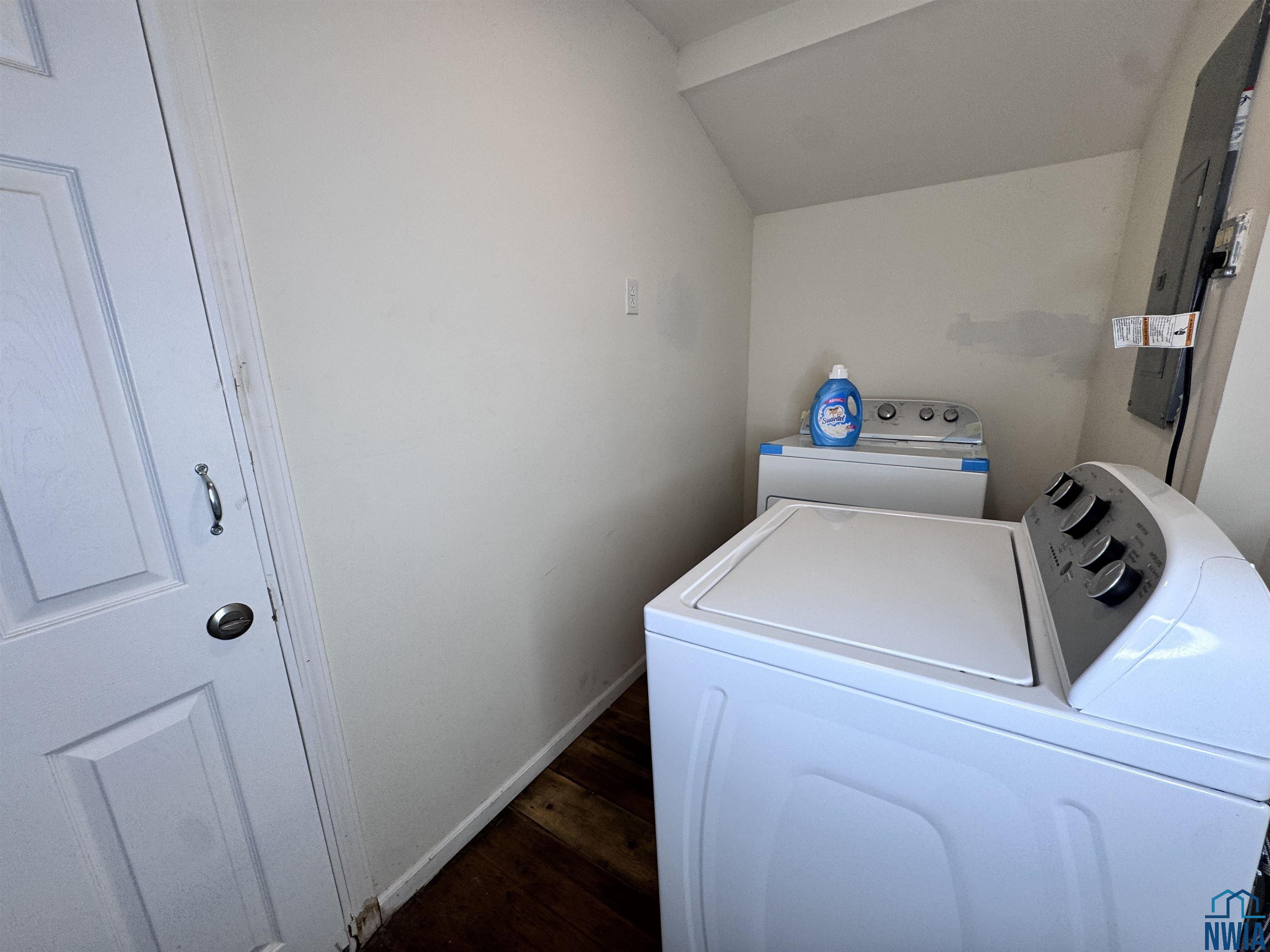 MLS #830042
