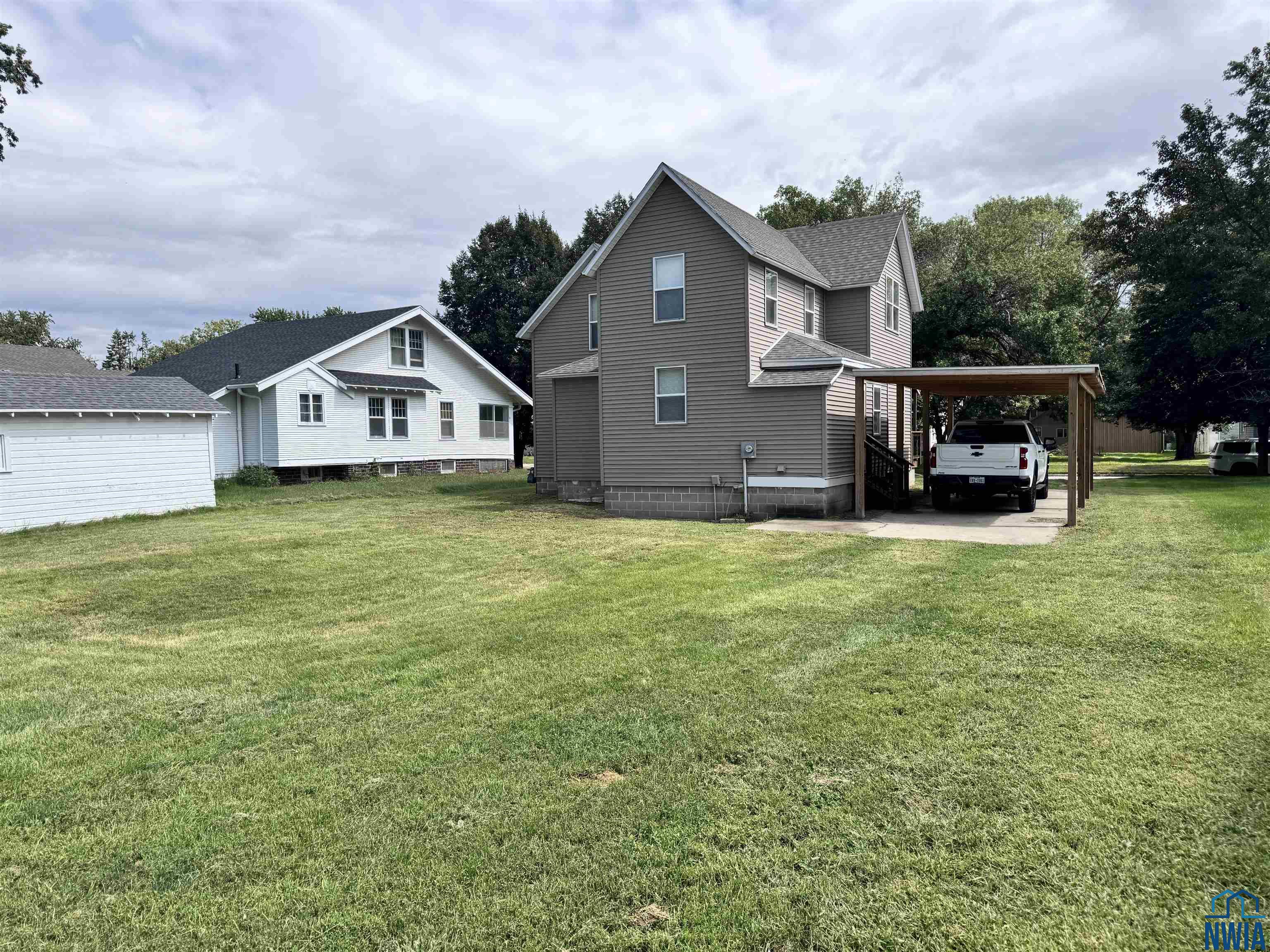 MLS #830042