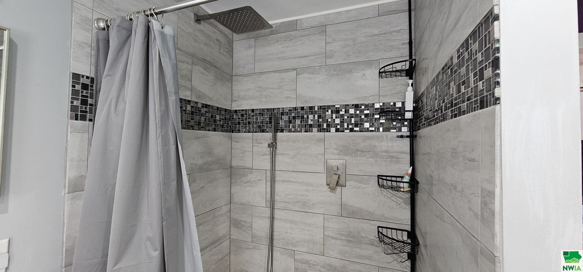 MLS #830043