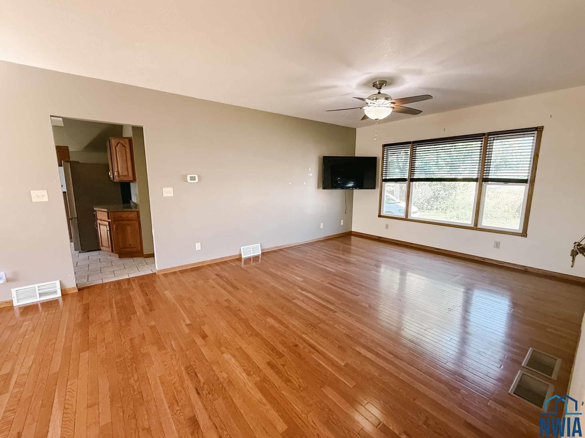 MLS #830045