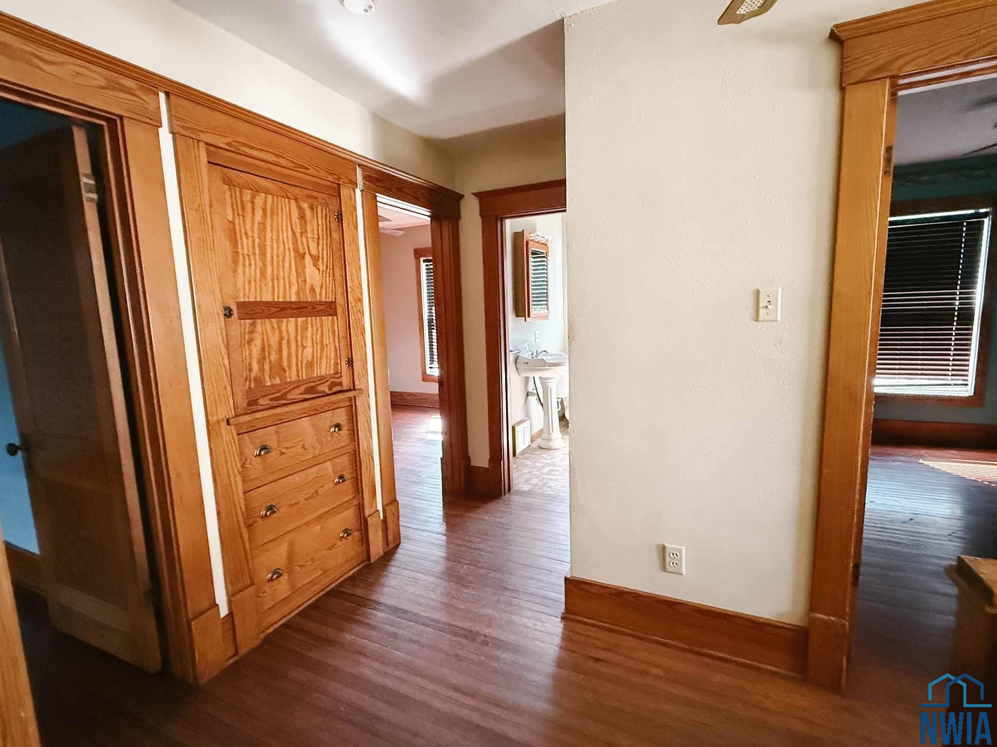 MLS #830045
