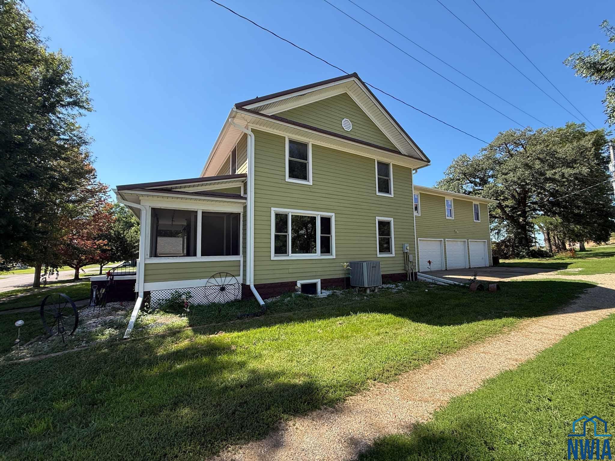 MLS #830045