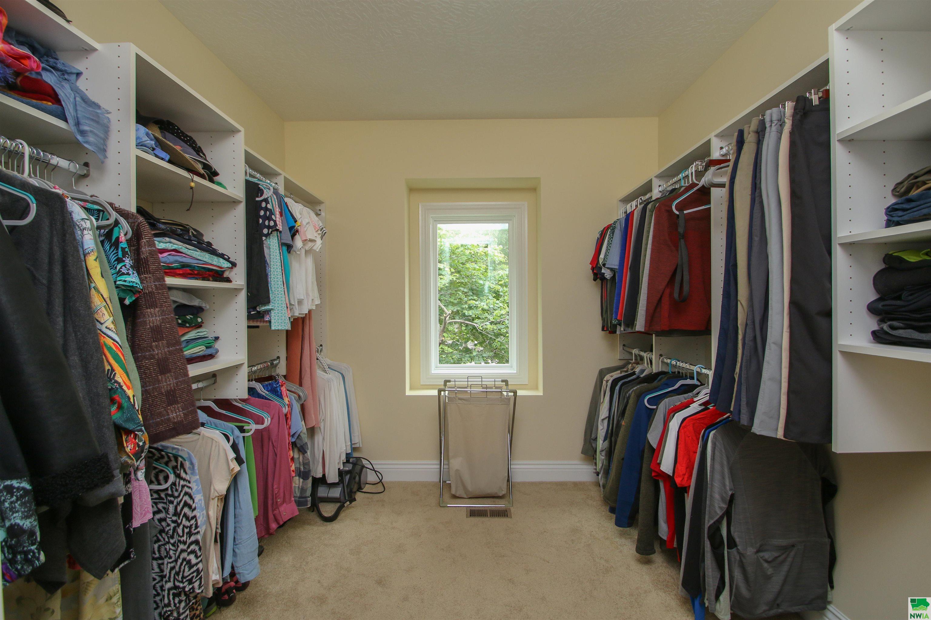 MLS #830056