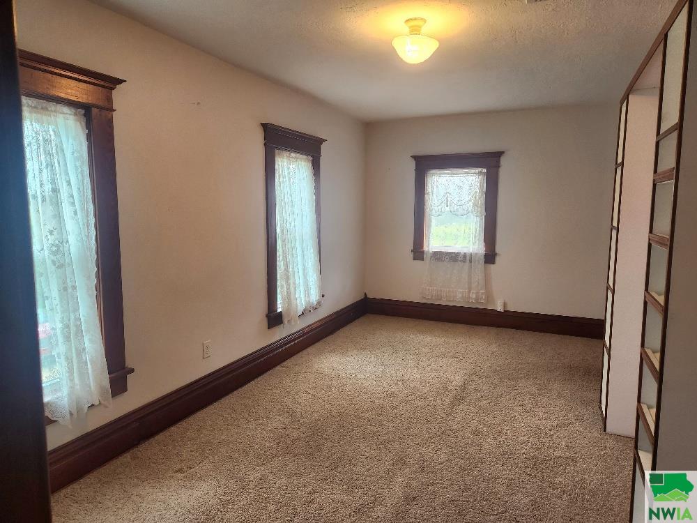 MLS #830060