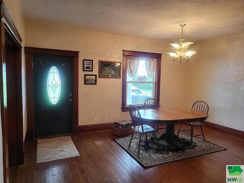 MLS #830060