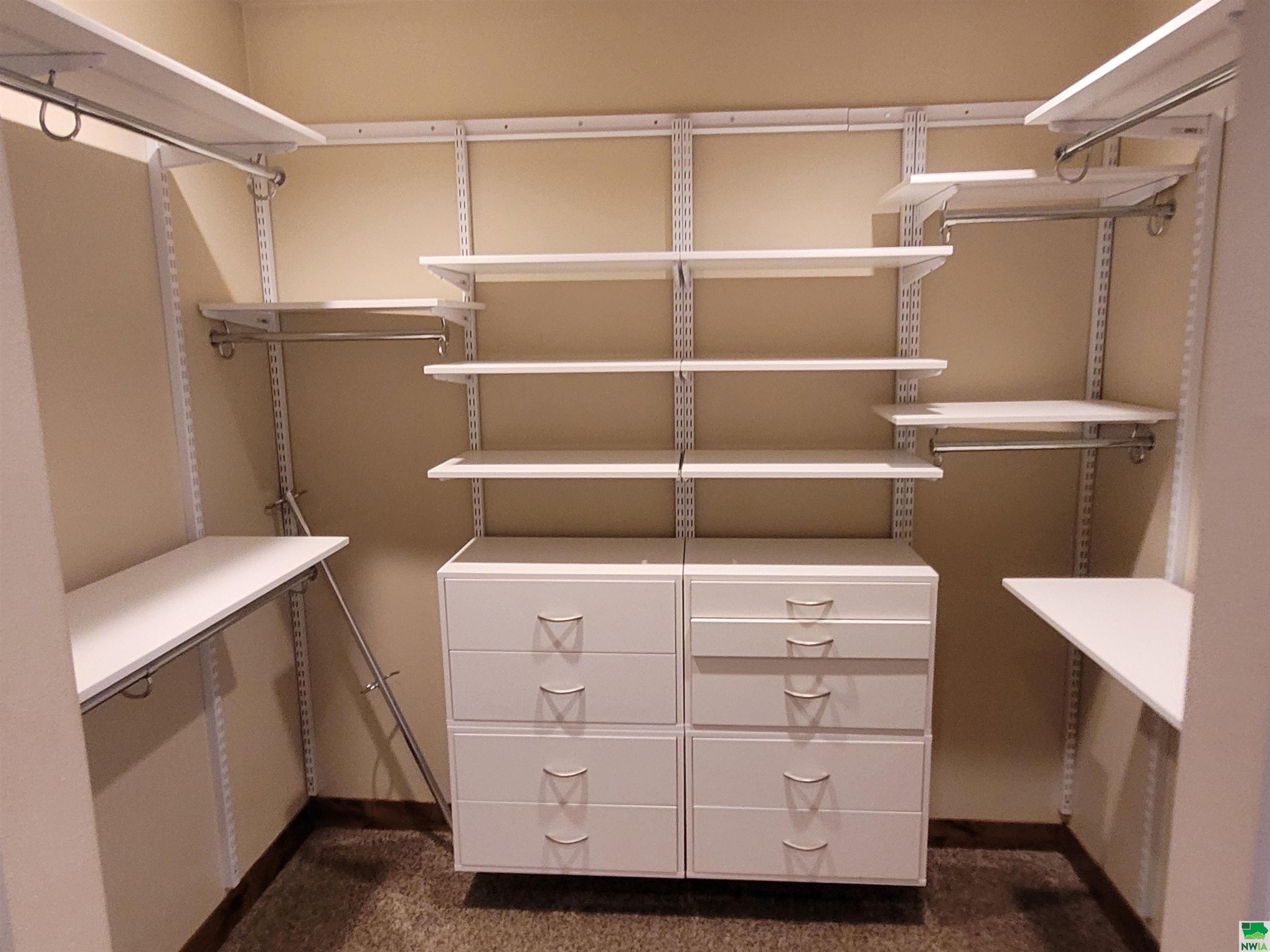 MLS #830063