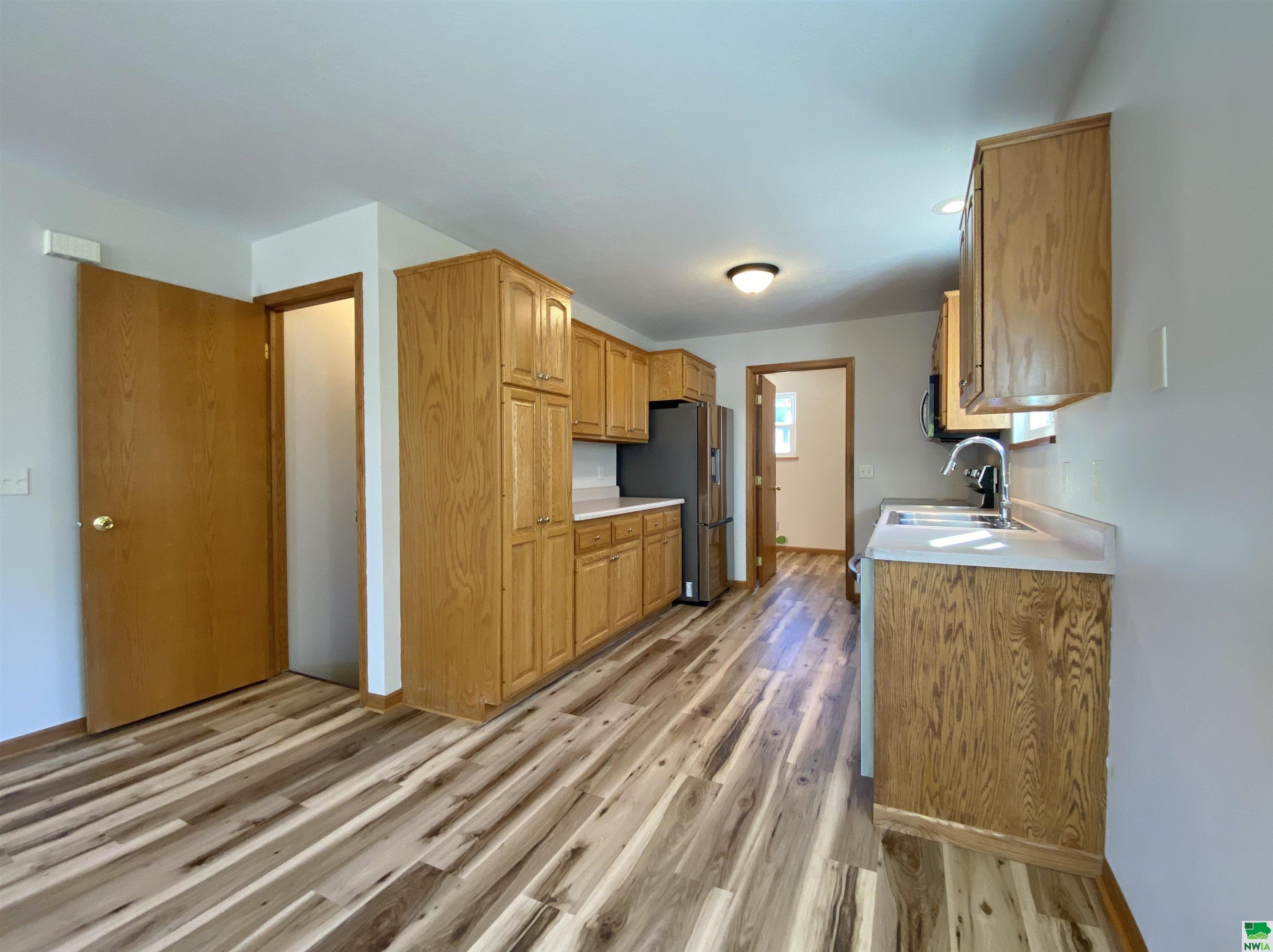 MLS #830064