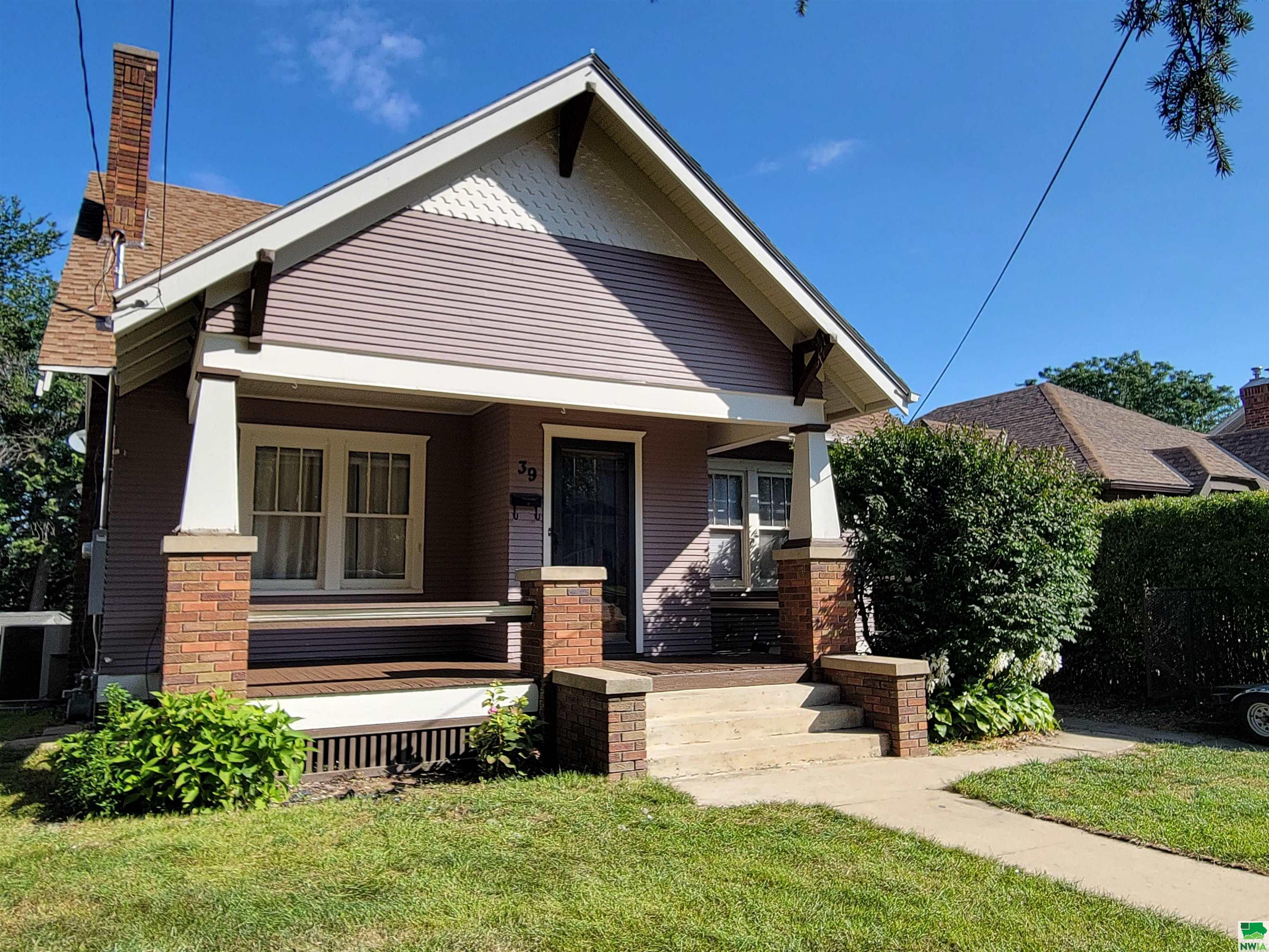 39 La Salle AVE, Sioux City, IA 51104- 