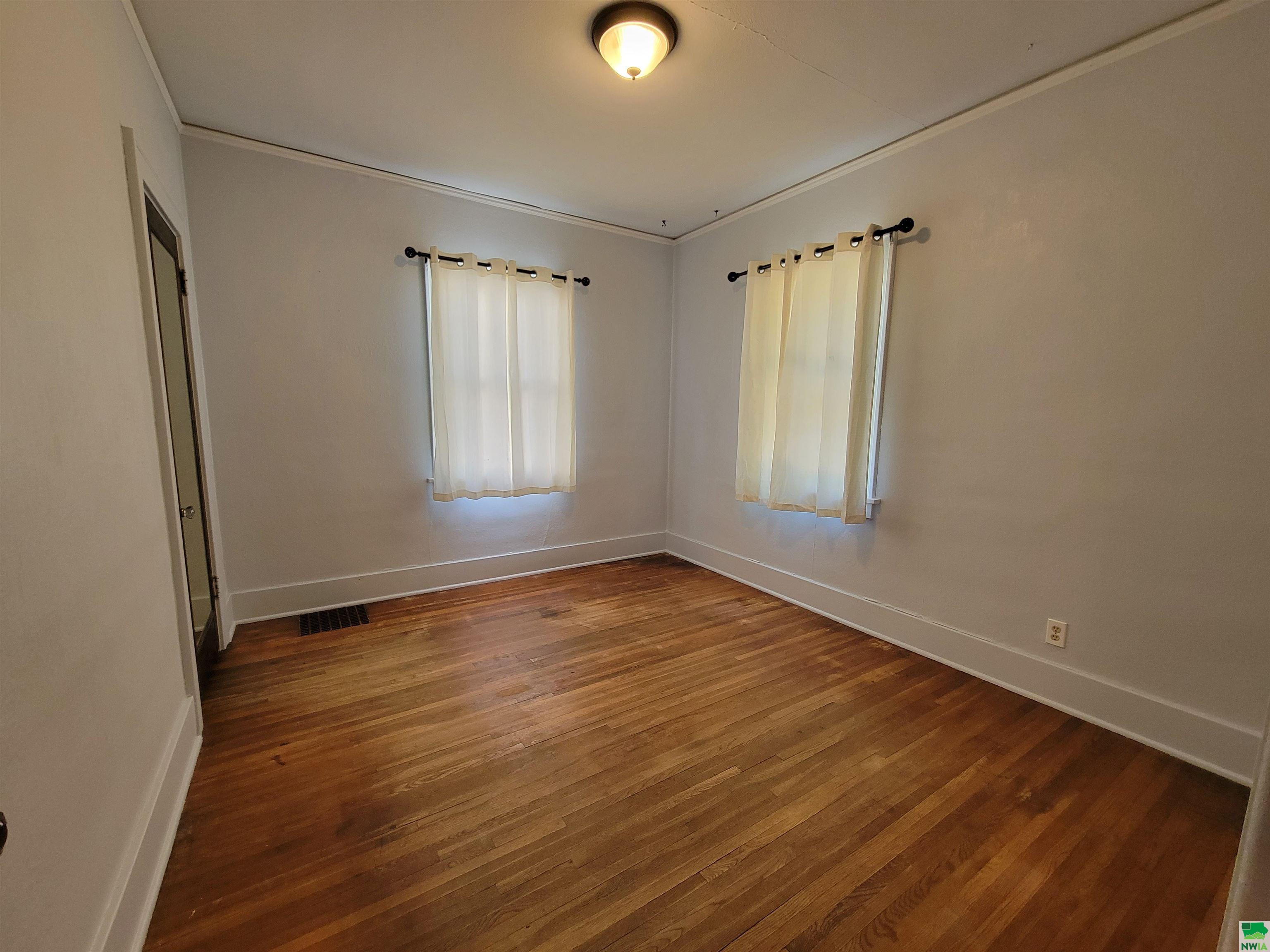 MLS #830066