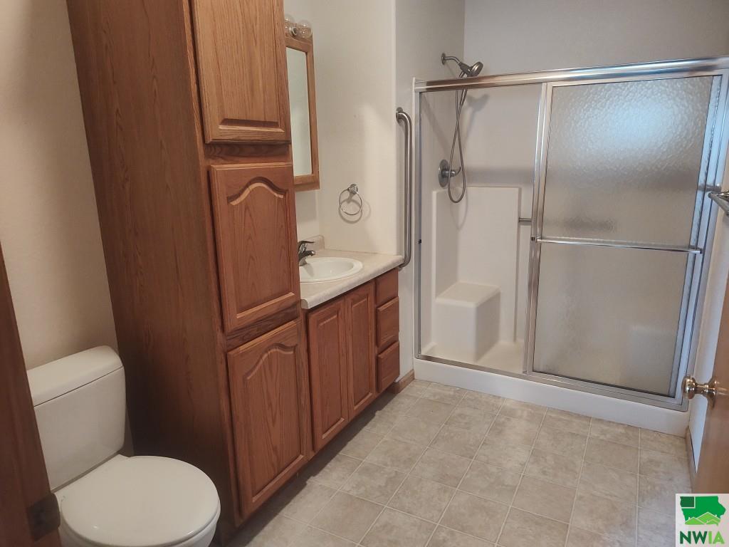 MLS #830076
