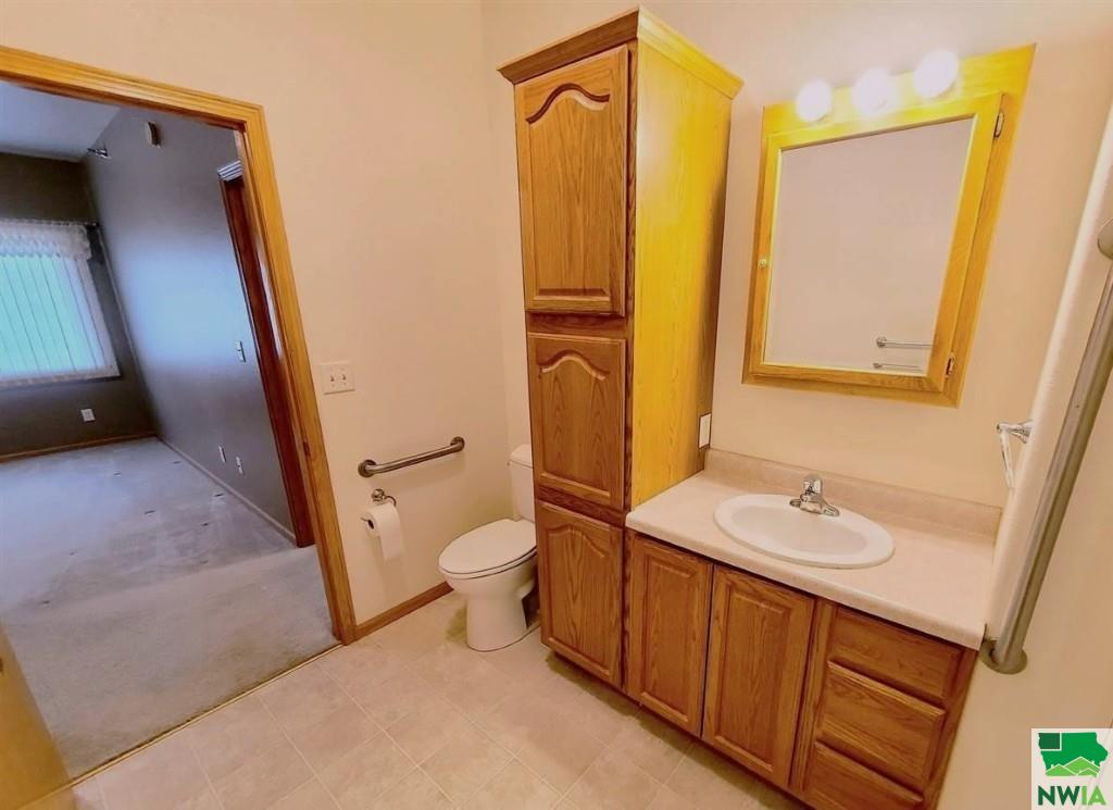 MLS #830076