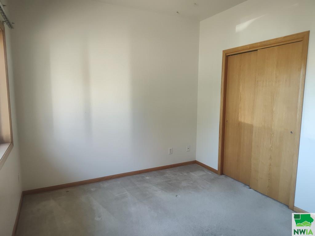 MLS #830076