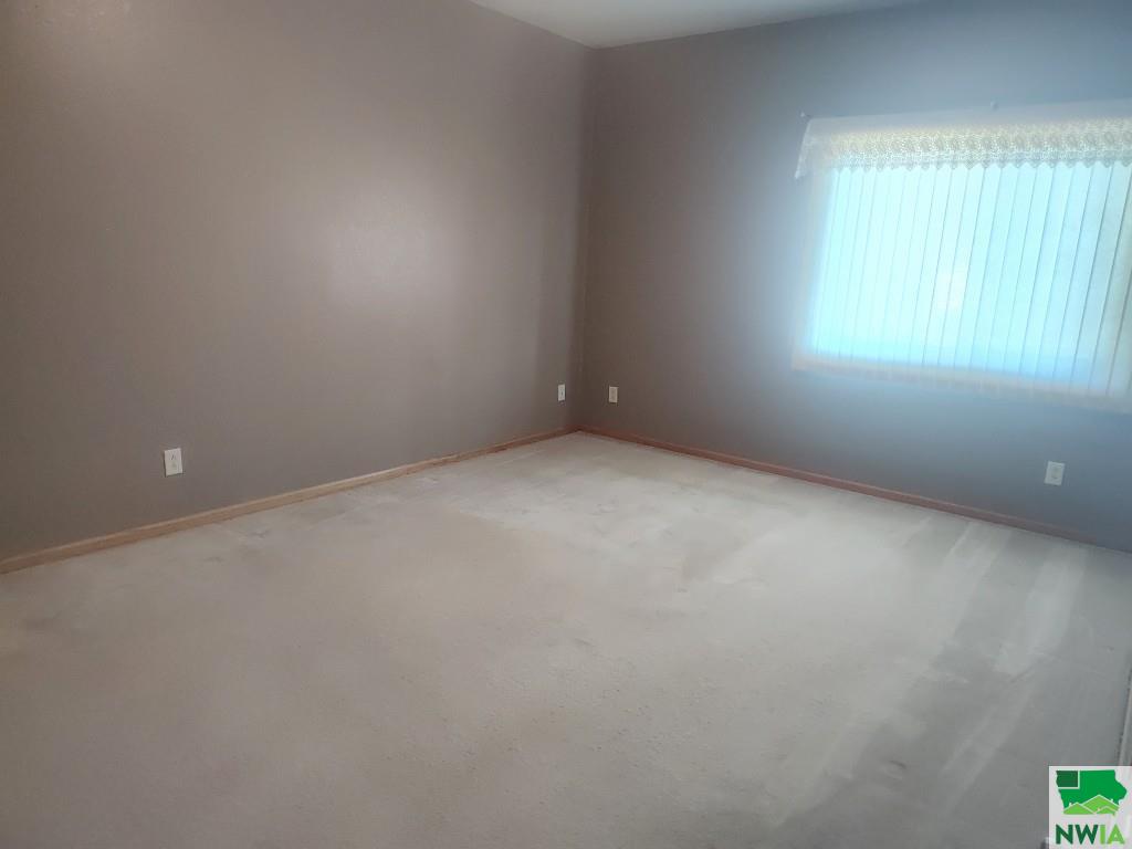 MLS #830076