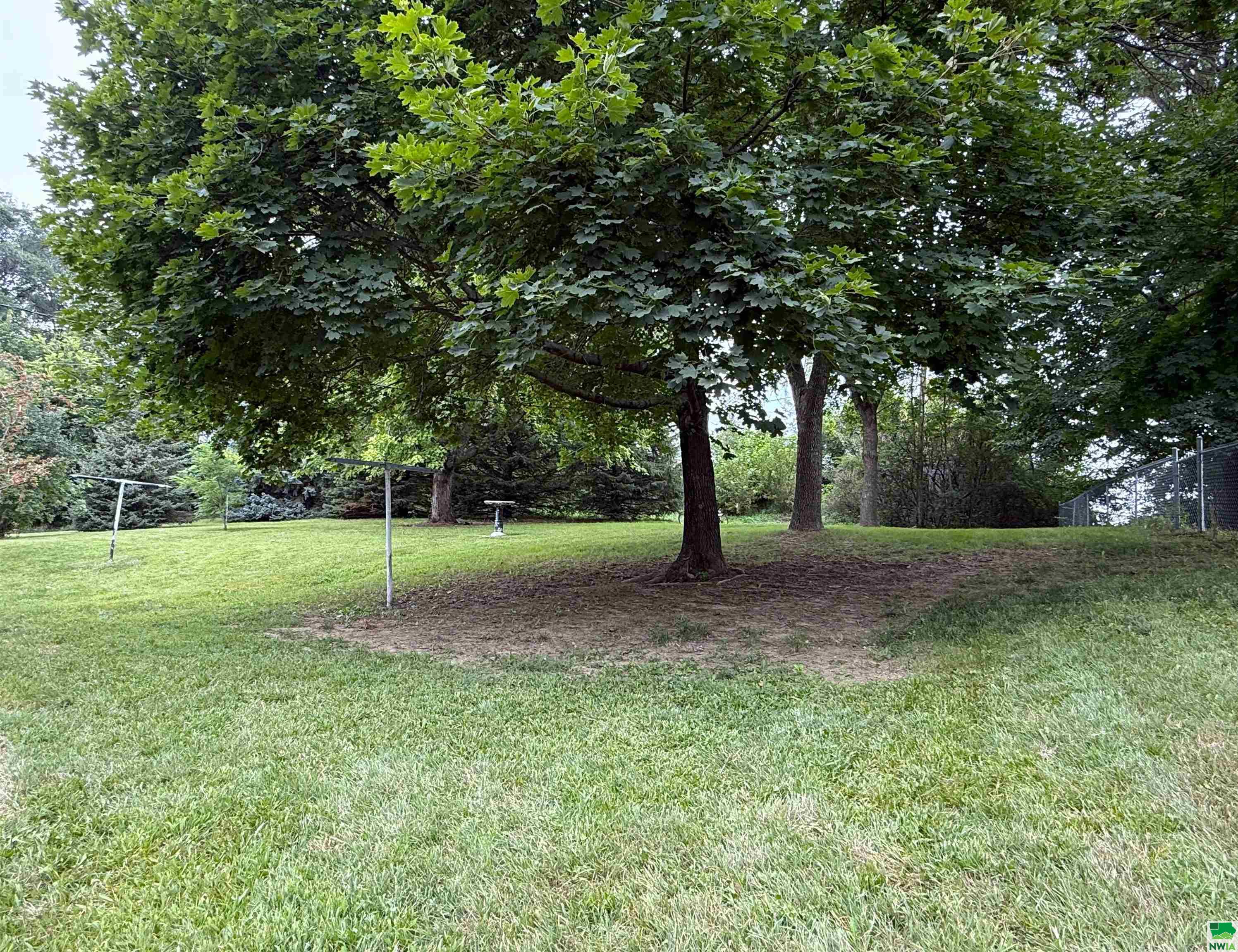 MLS #830077