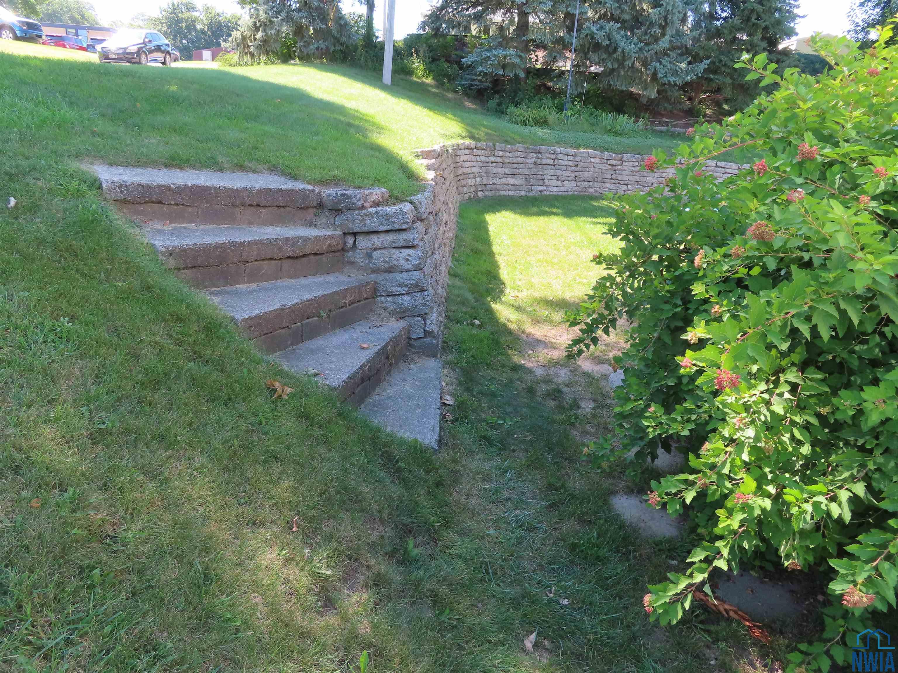 MLS #830078