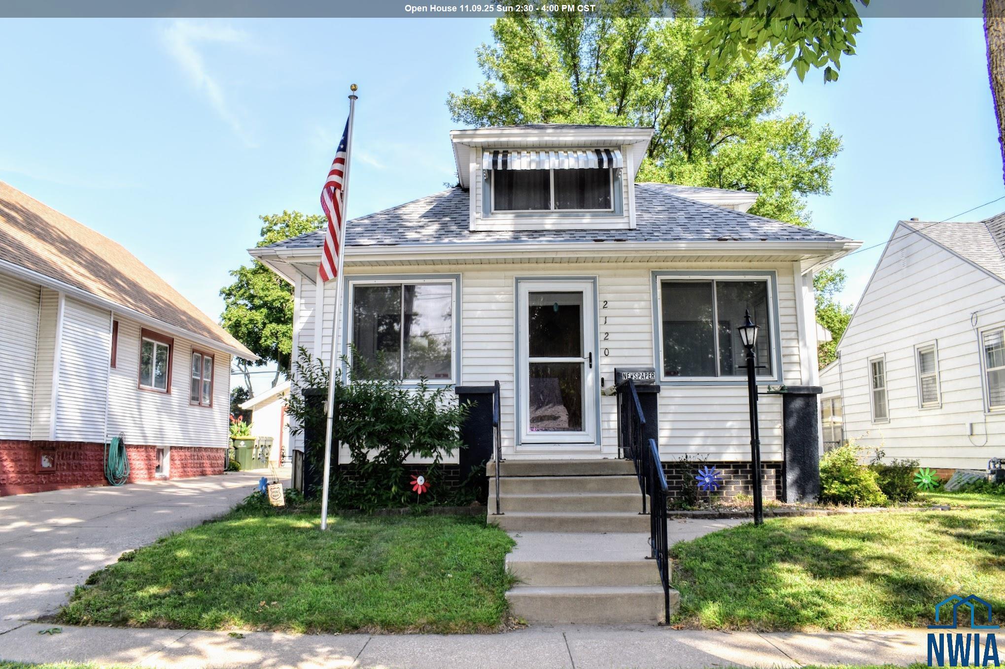 2120 Helen St S, Sioux City, IA 51106 