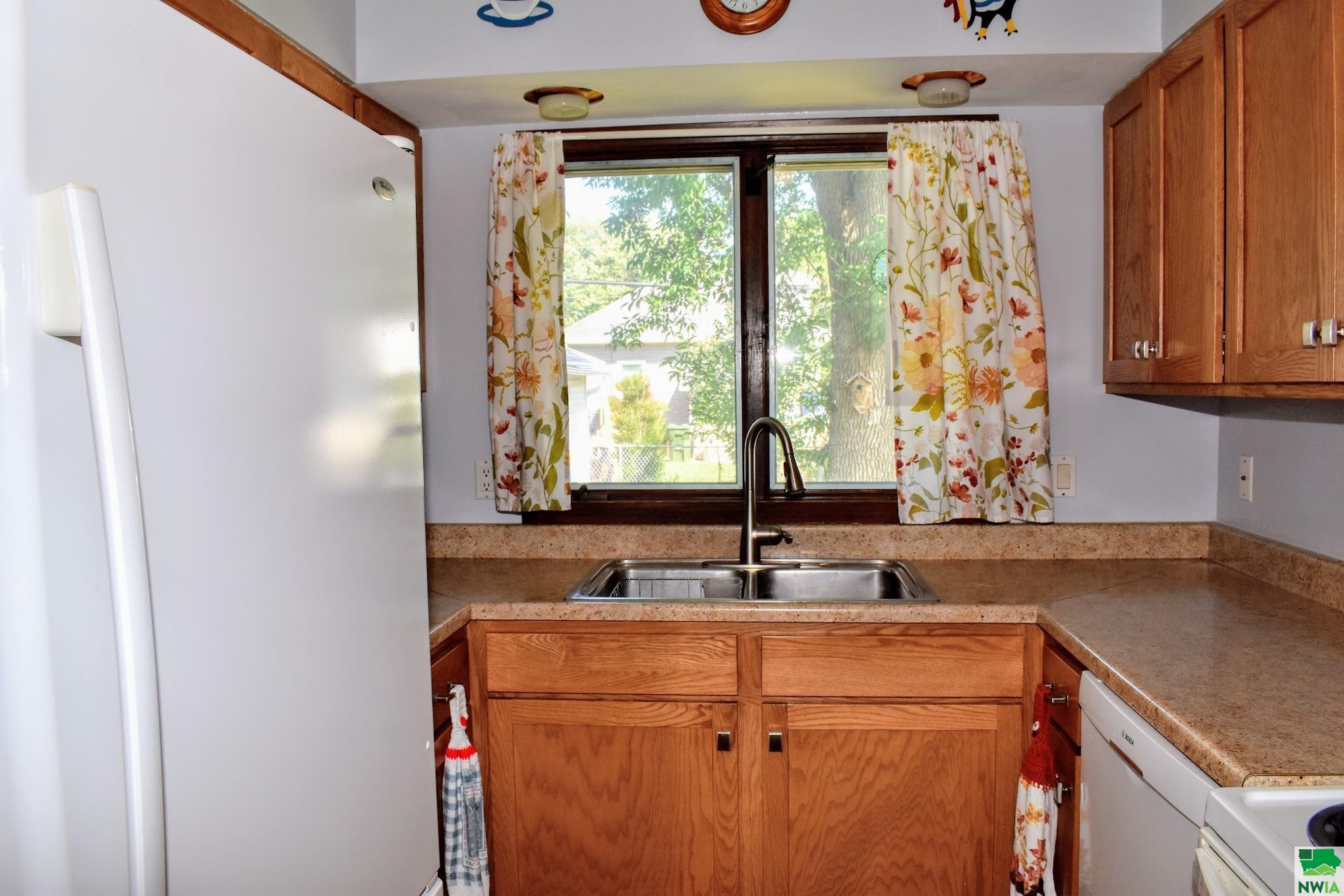 MLS #830080